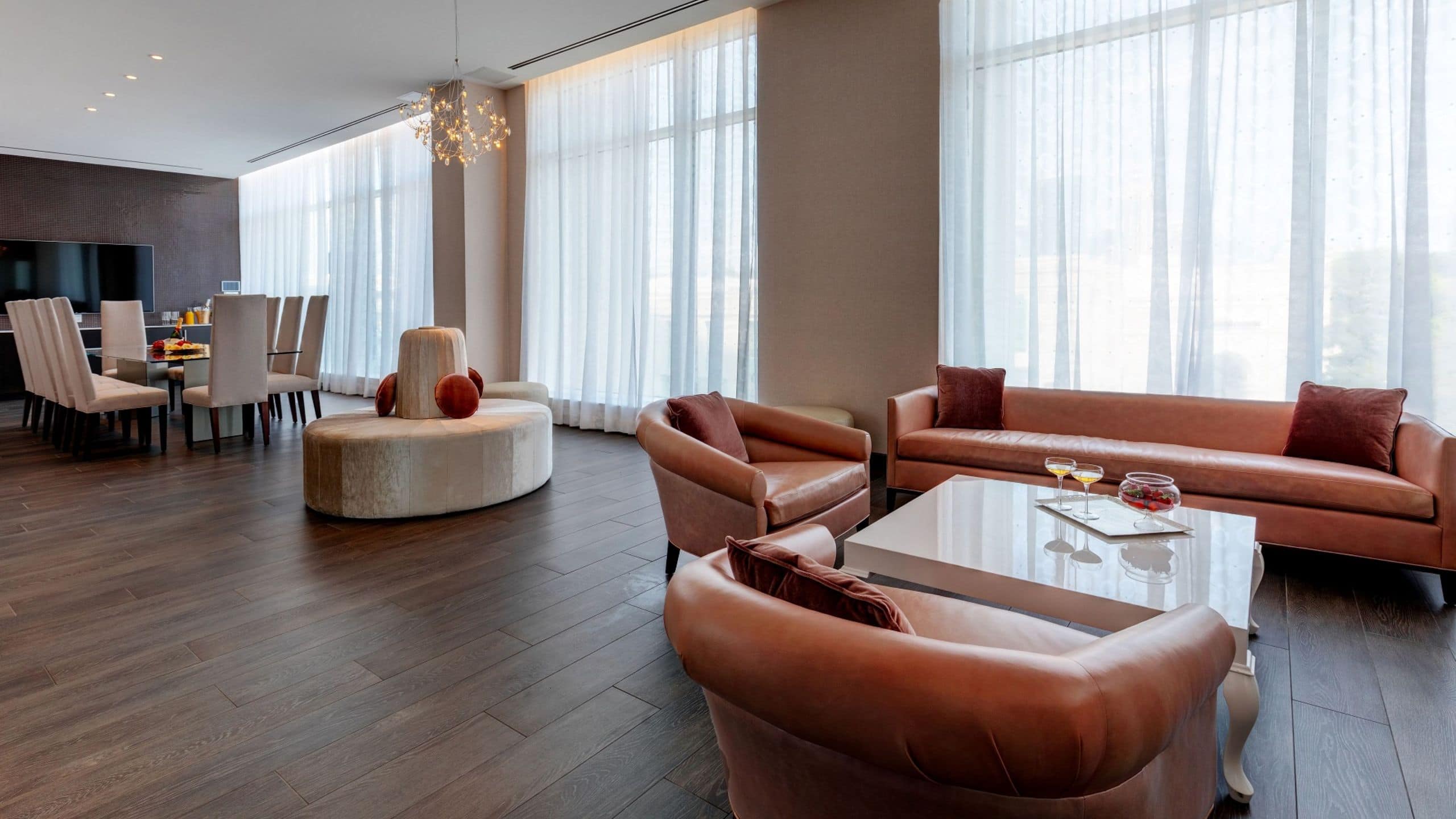 Hotel X Toronto Pearl Room With Windows