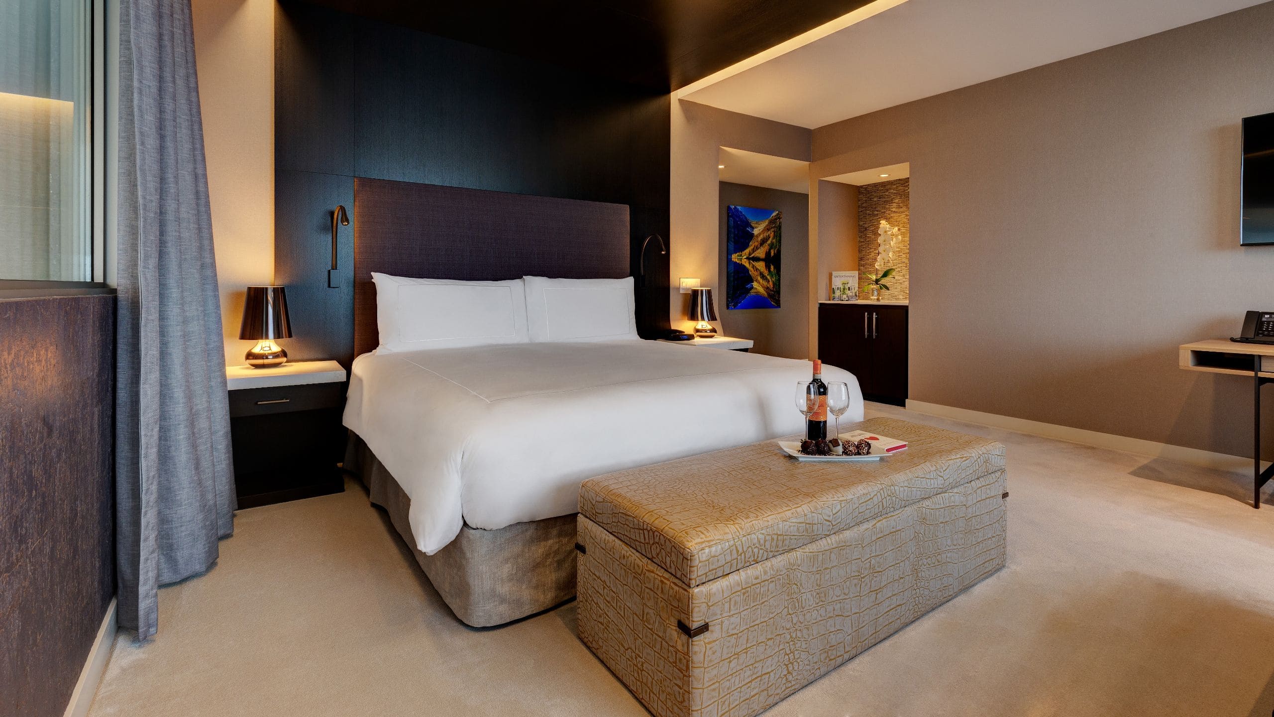 Hotel X Toronto Penthouse Bedroom