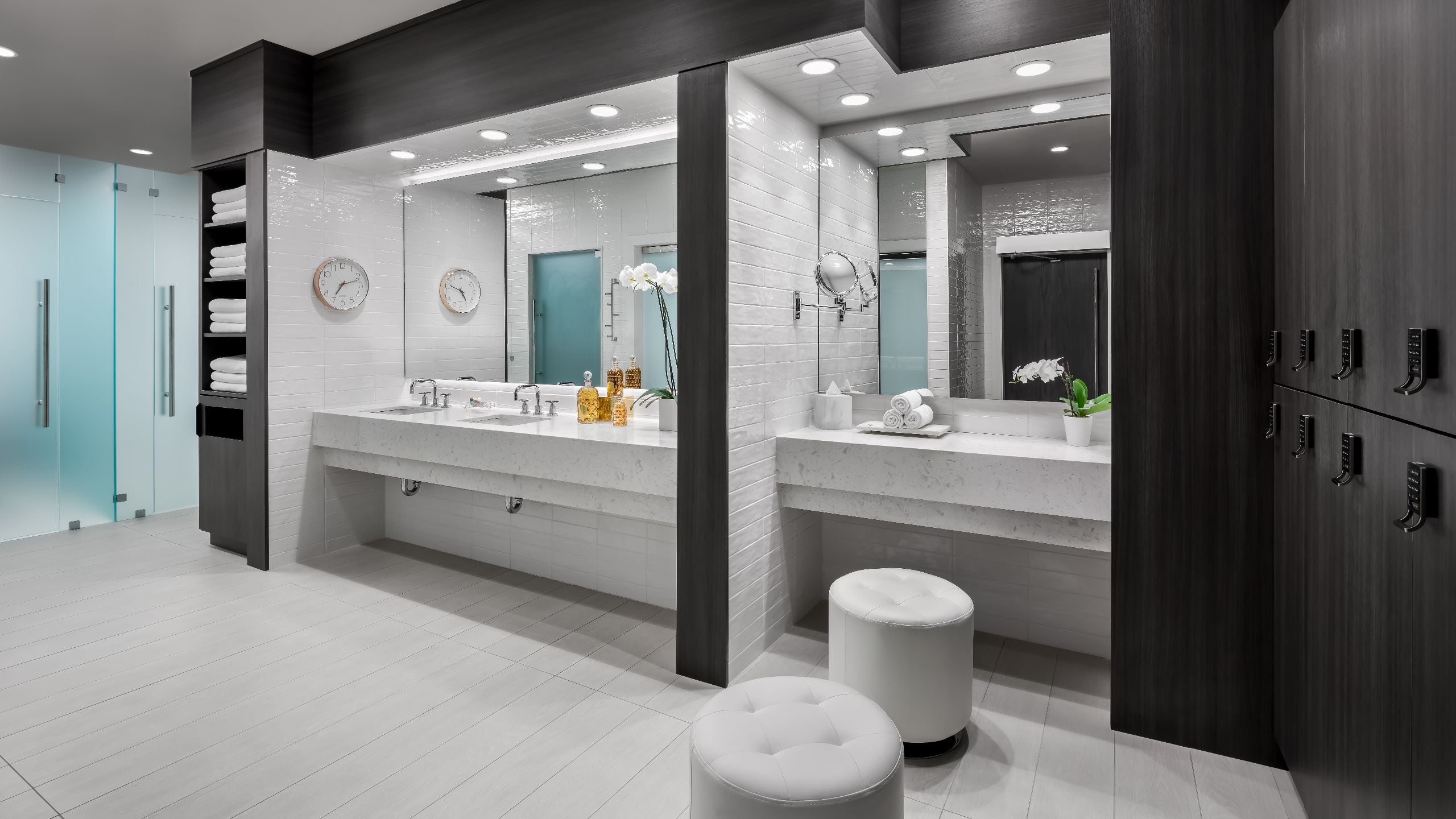 Hotel X Toronto Spa Real Estate Changing Room