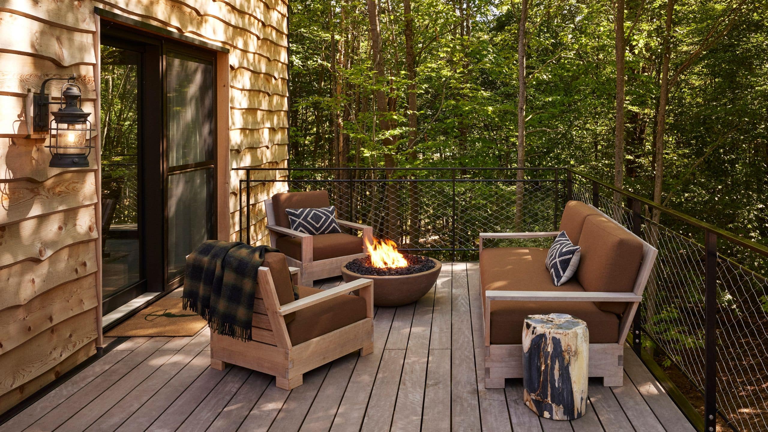 9 of 12 The Chatwal Lodge Treehouse Deck Fire