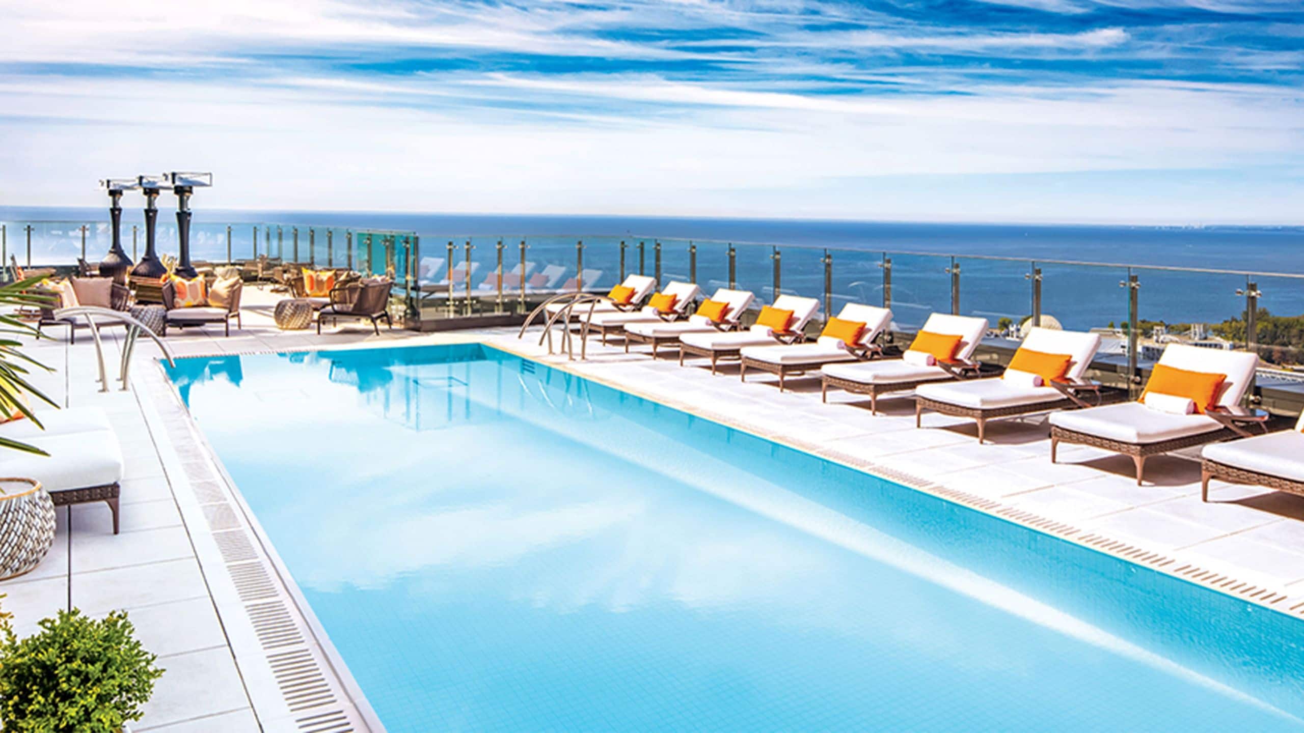 Hotel X Toronto Rooftop Pool