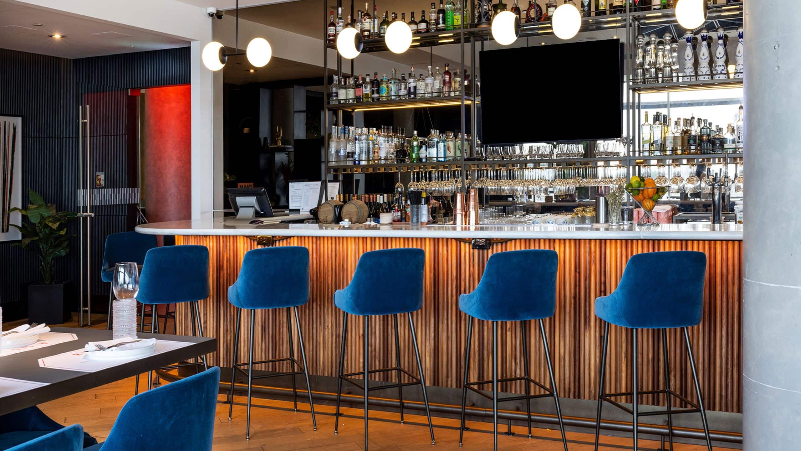 Hotel X Toronto Roses Bar Seating