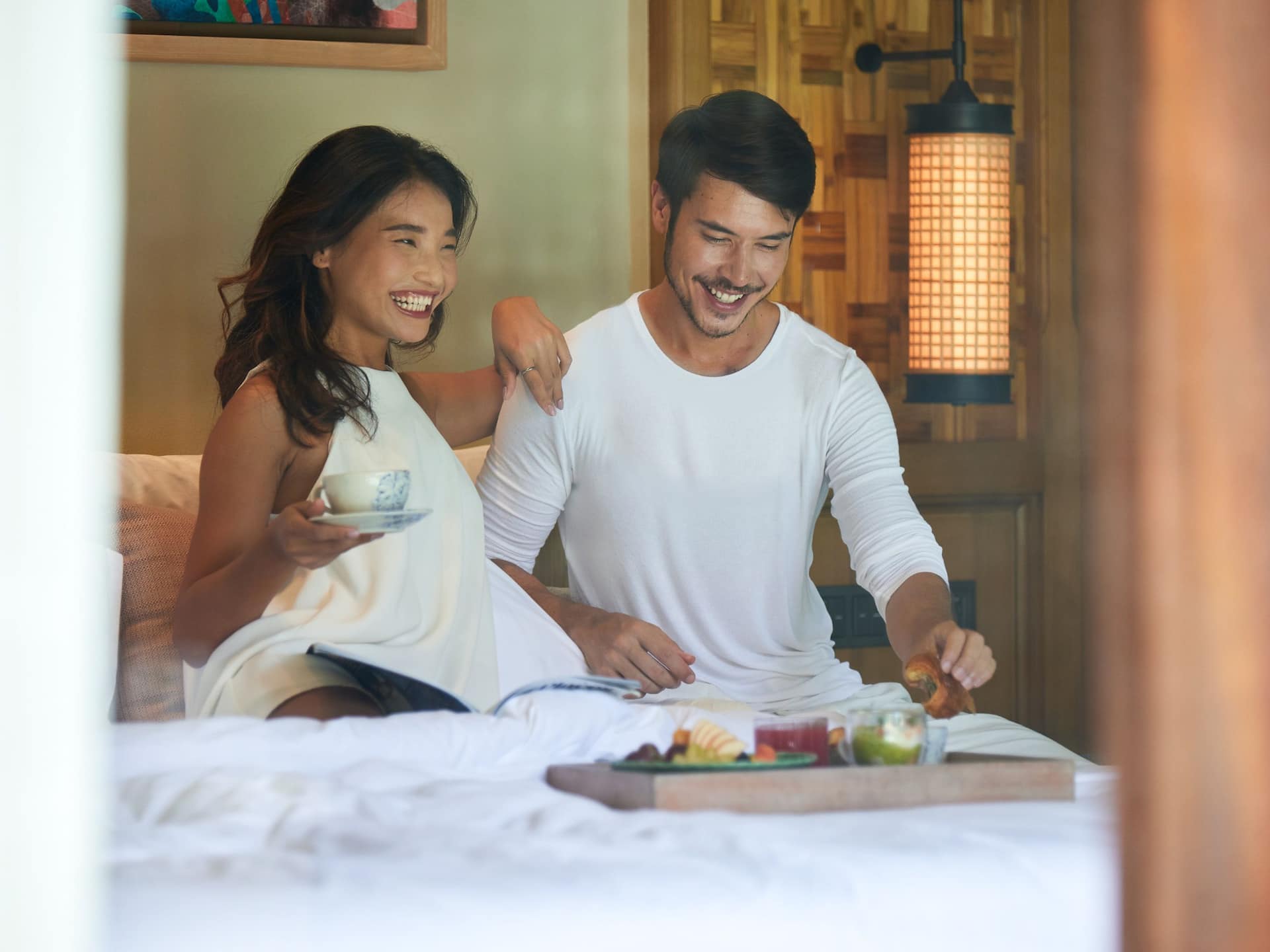 GlobalWorld of Hyatt Lifestyle Room Couple Breakfast