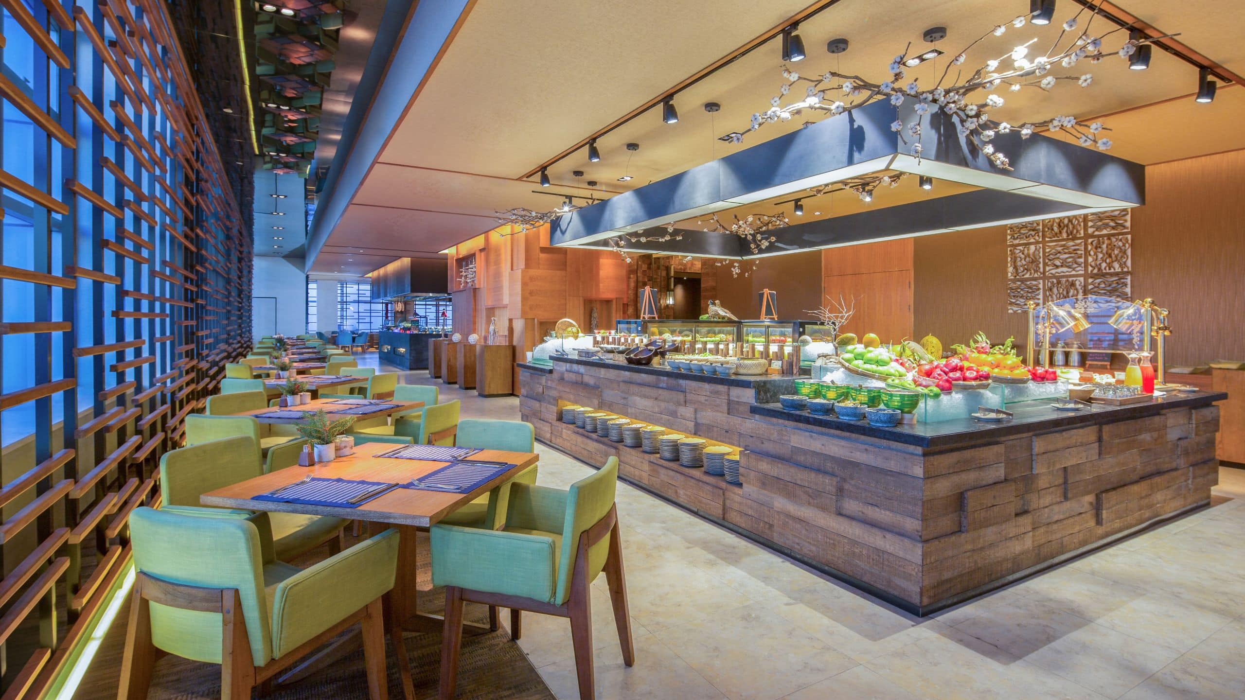 2 of 4 AOLUGUYA All Day Dining Hot Dishes