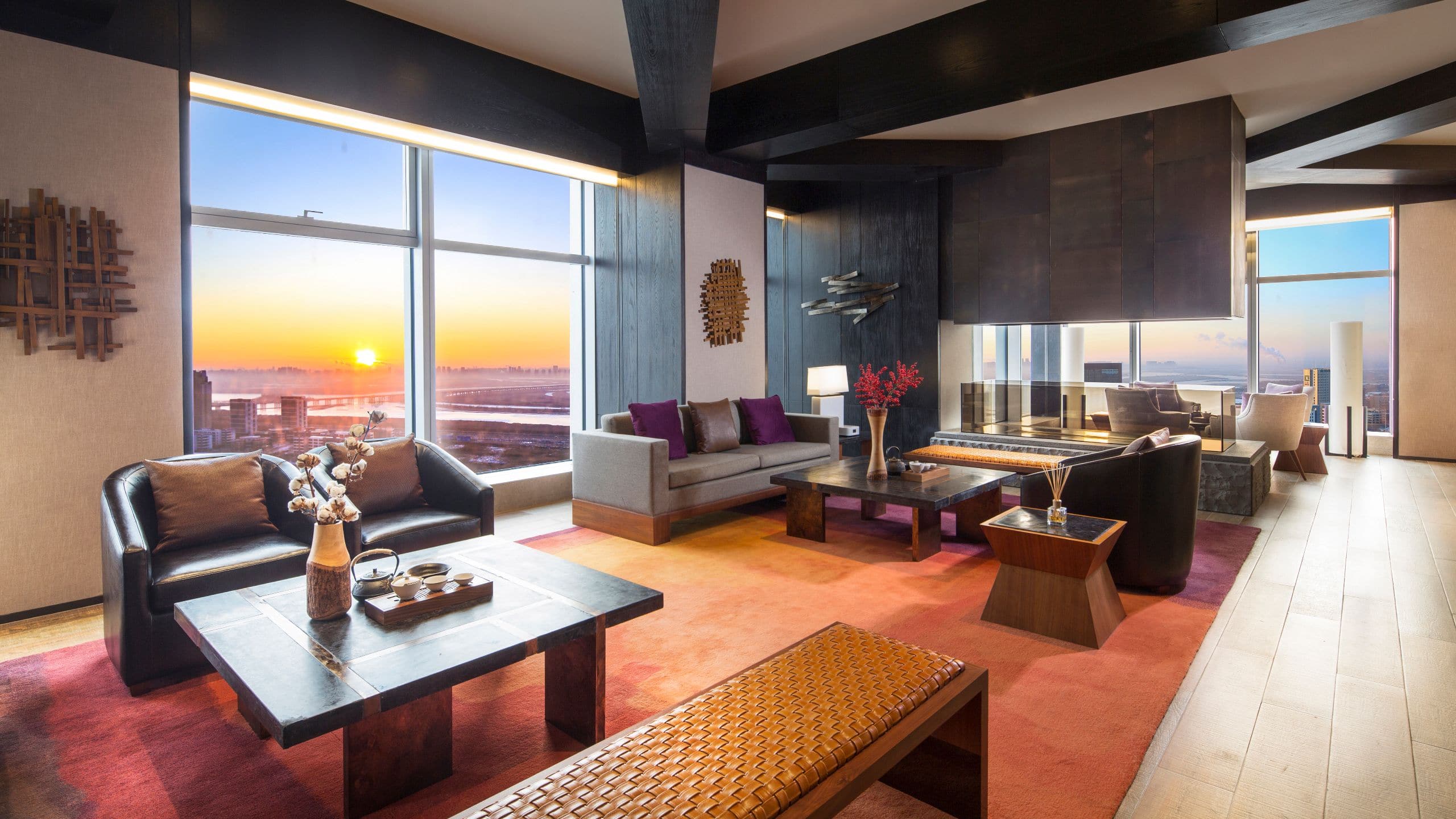 AOLUGUYA Maria Suo Suite Living Area