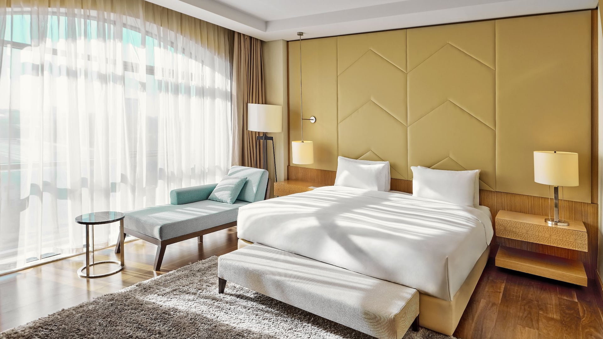 Hyatt Regency Tashkent Diplomatic Suite Bedroom