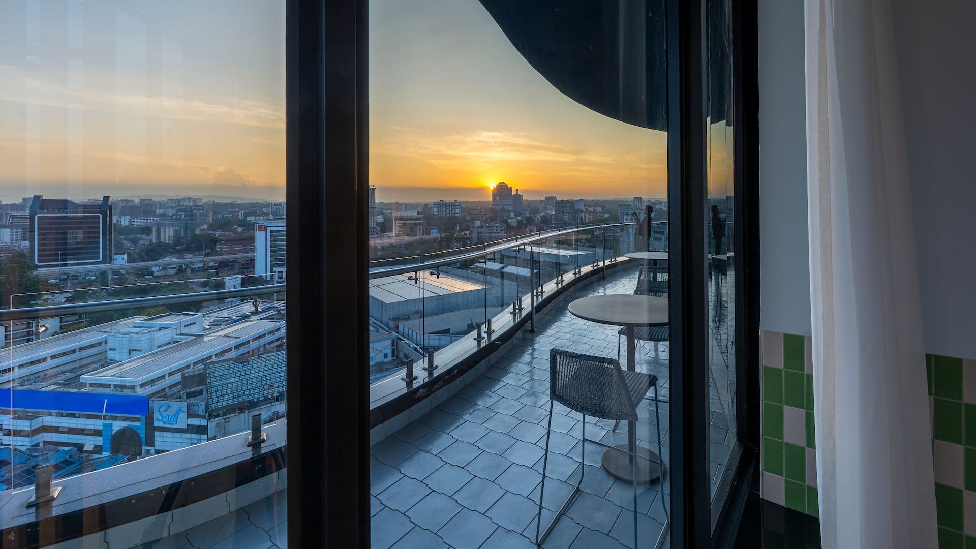 Hyatt Place Nairobi Westlands Zing Restaurant Sunset View