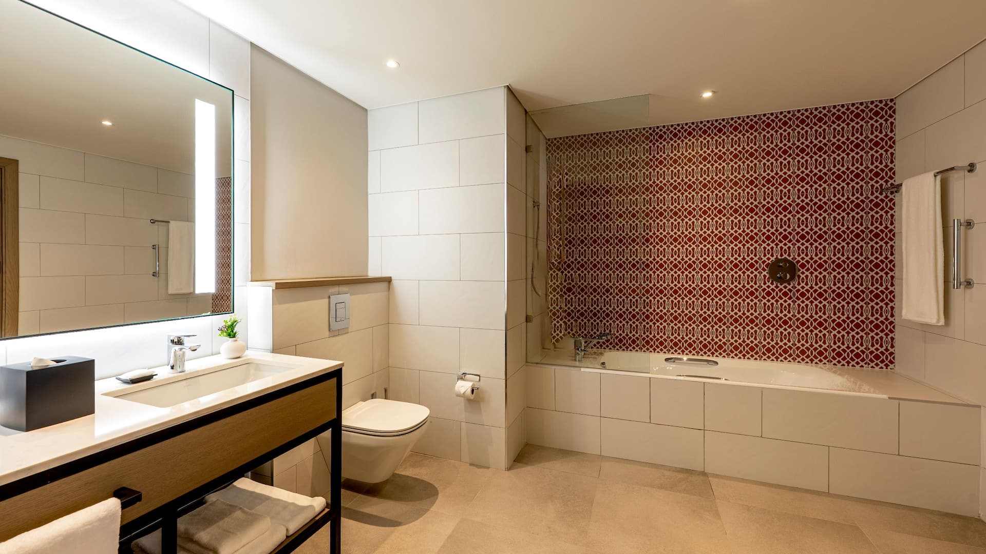 Hyatt House Nairobi Westlands One Bedroom Executive King Suite Bathtub