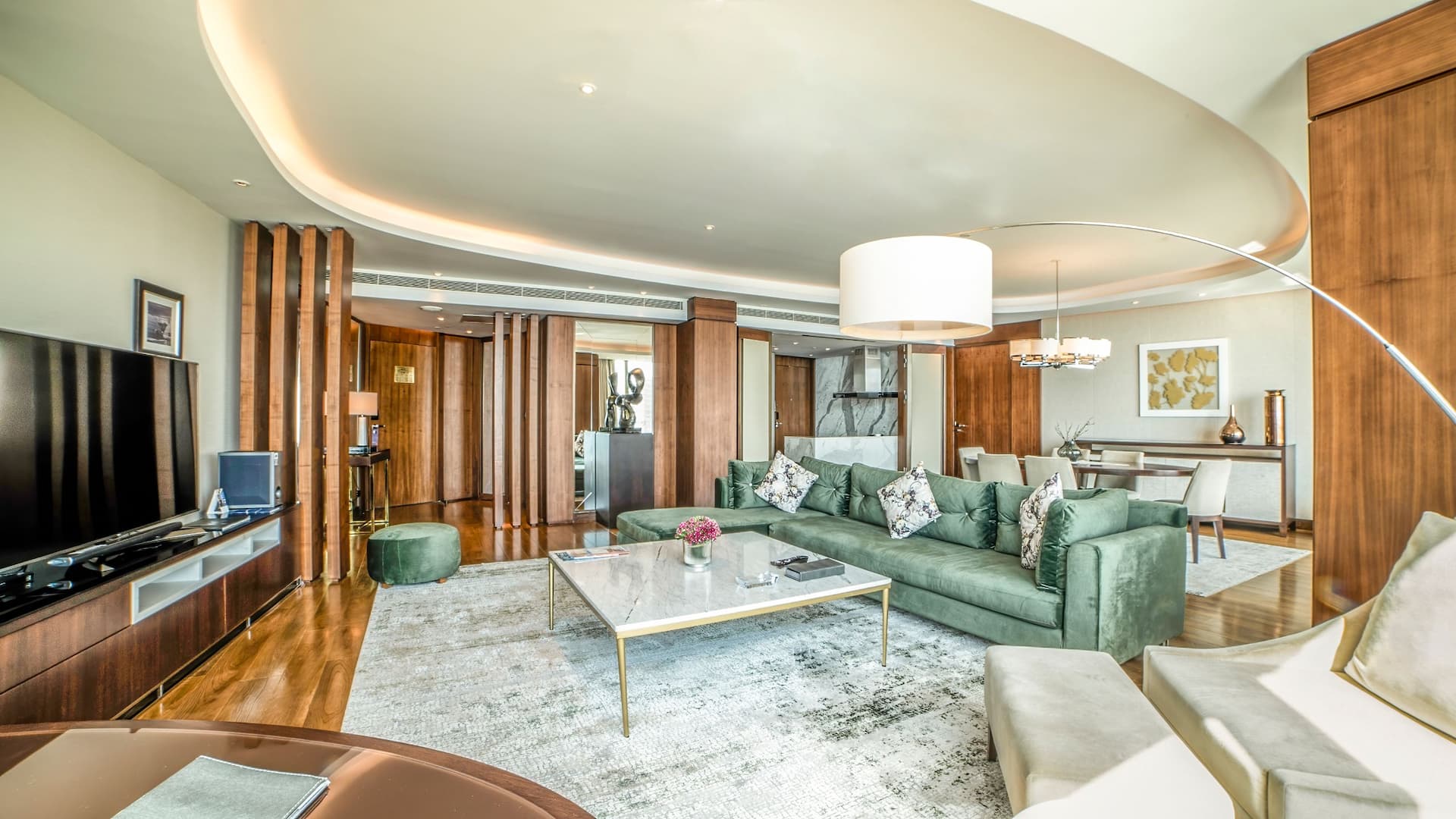 5 de 7 Hyatt Regency Istanbul Ataköy Marmara Suite Living Room