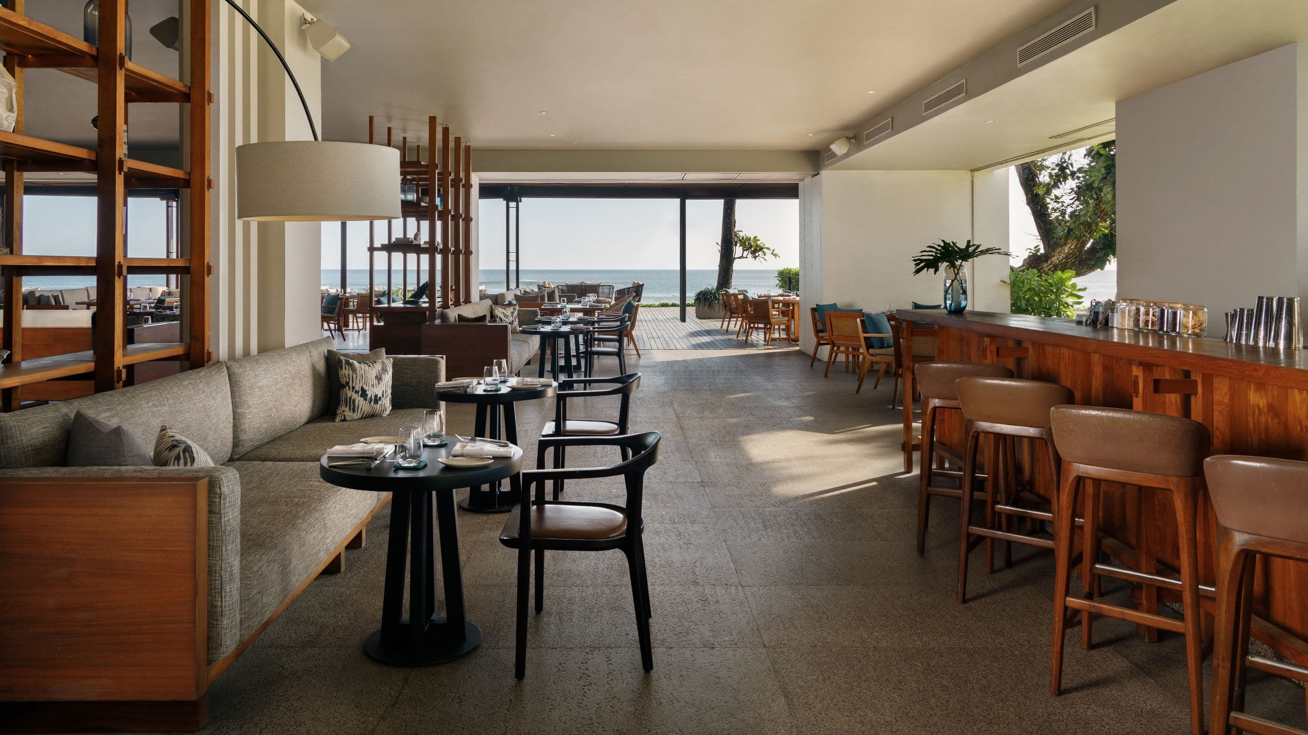 Alila Seminyak Seasalt Bar