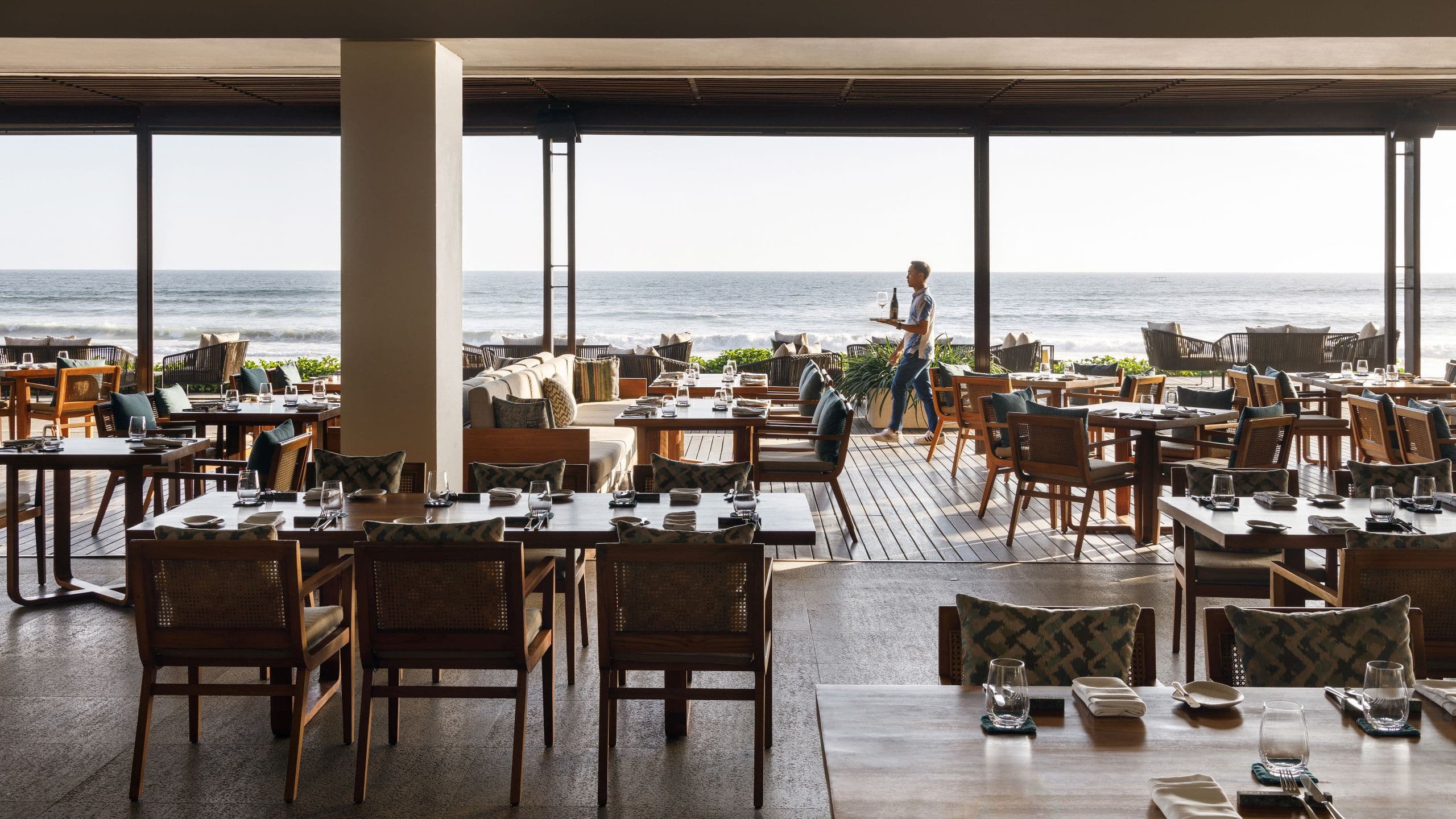 Alila Seminyak Seasalt Host
