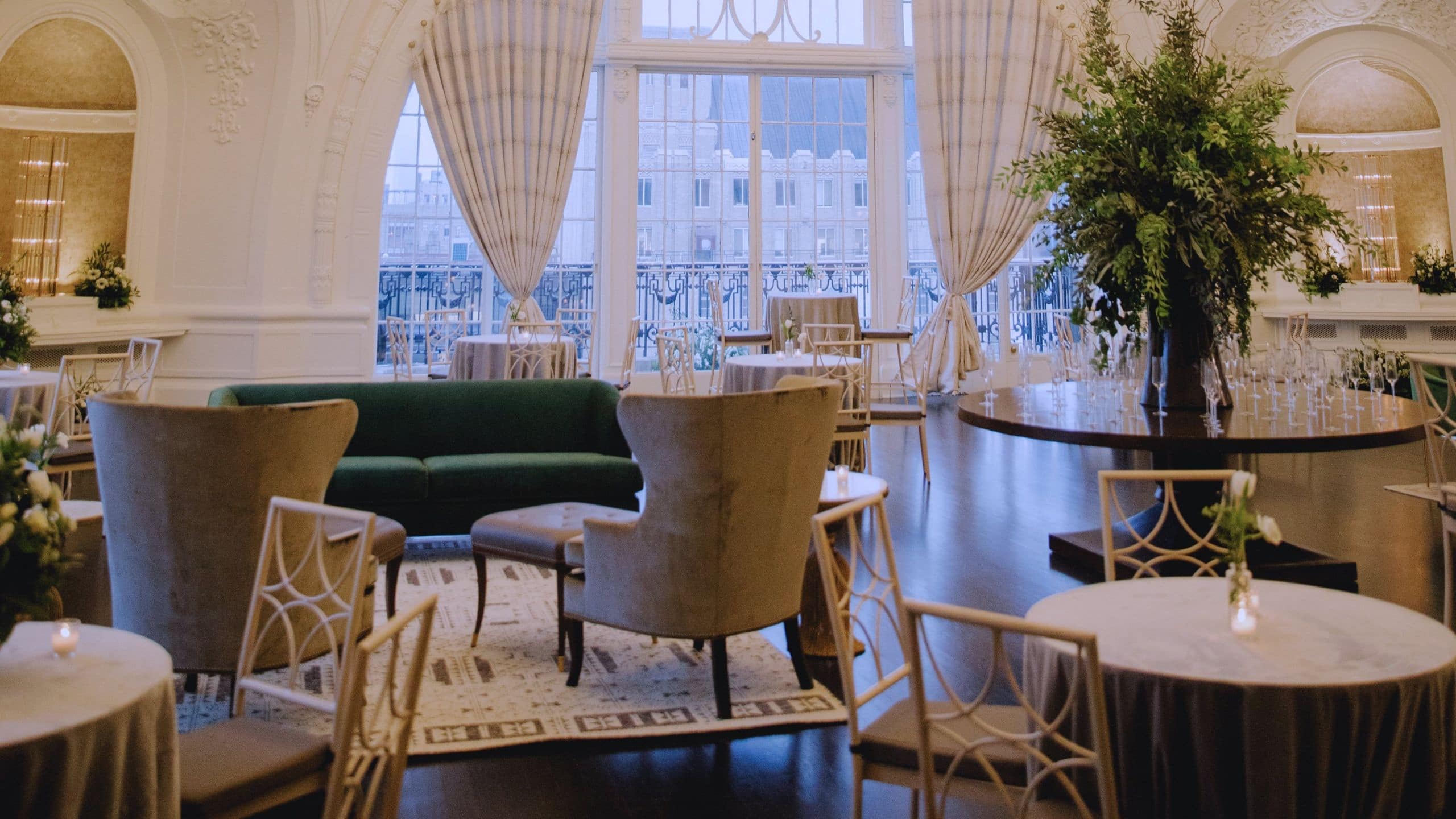 3 of 4 The Bellevue Hotel Cameo Reception