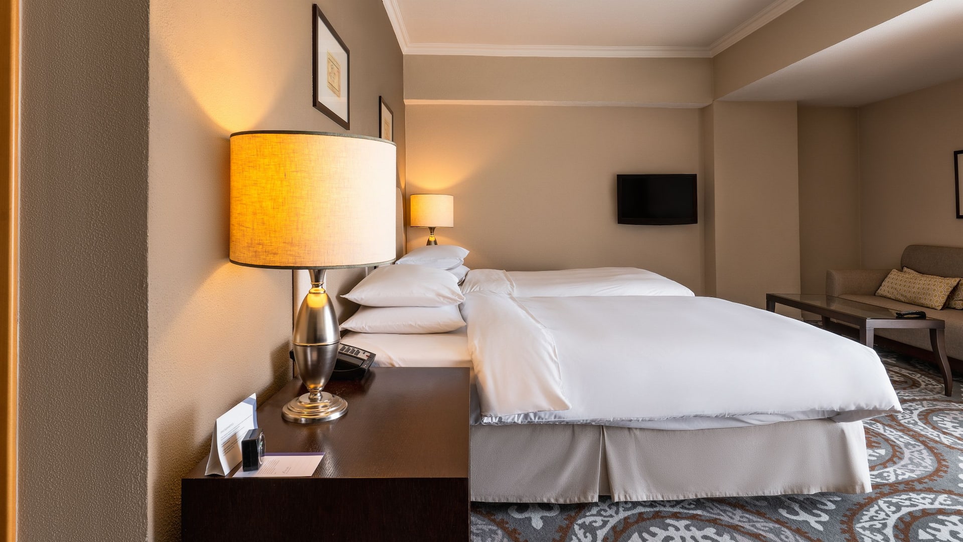 2 de 6 Hyatt Regency Bishkek Twin Beds