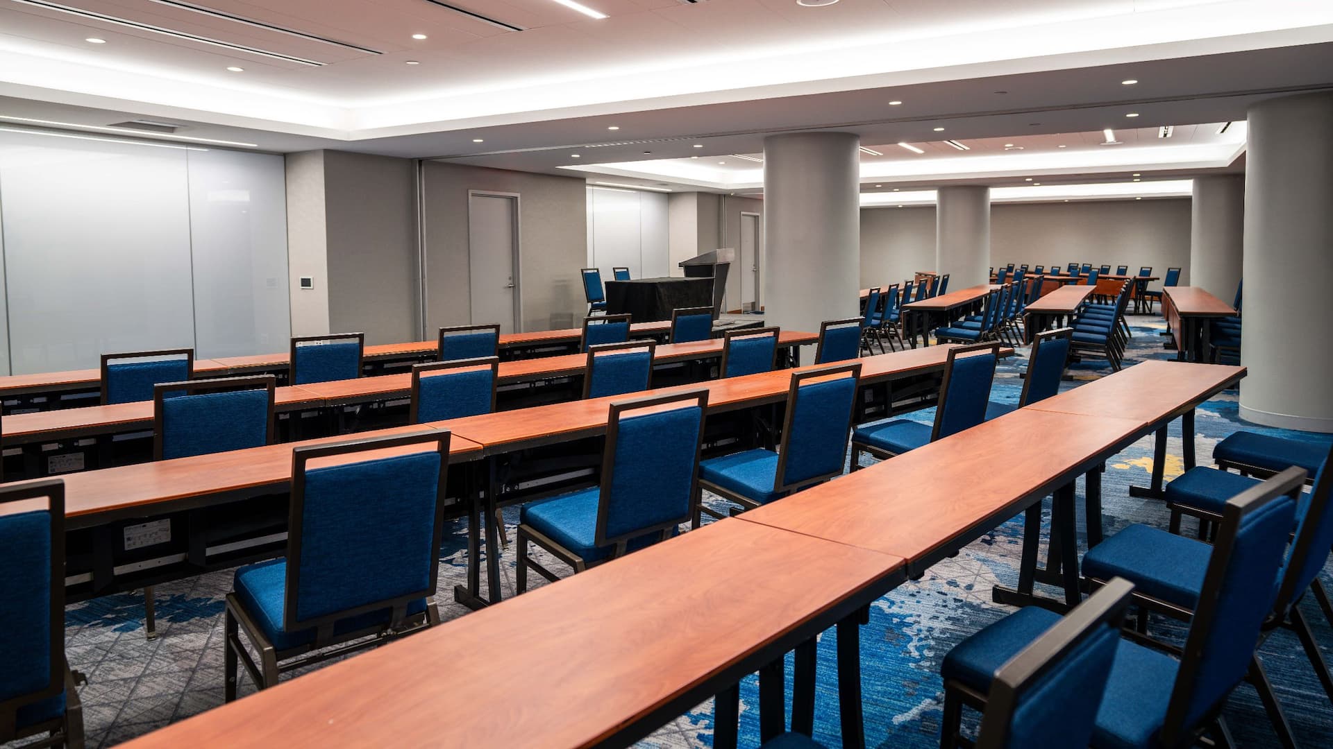 1 of 2 Hyatt Regency Crystal City at Reagan National Airport Virginia Rooms With Cheveron