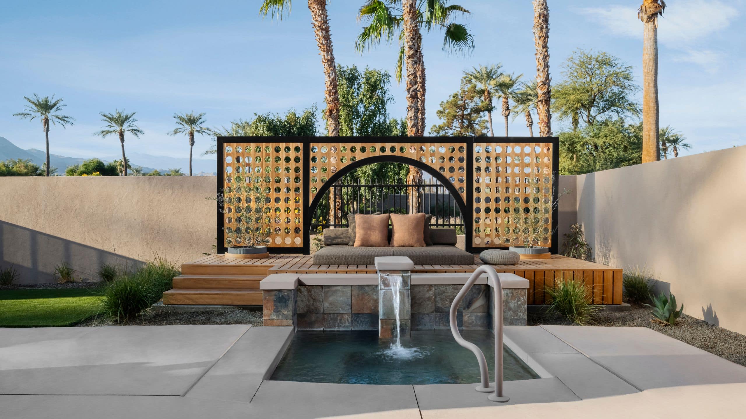Grand Hyatt Indian Wells Resort & Villas Premium Outdoor Water Feature