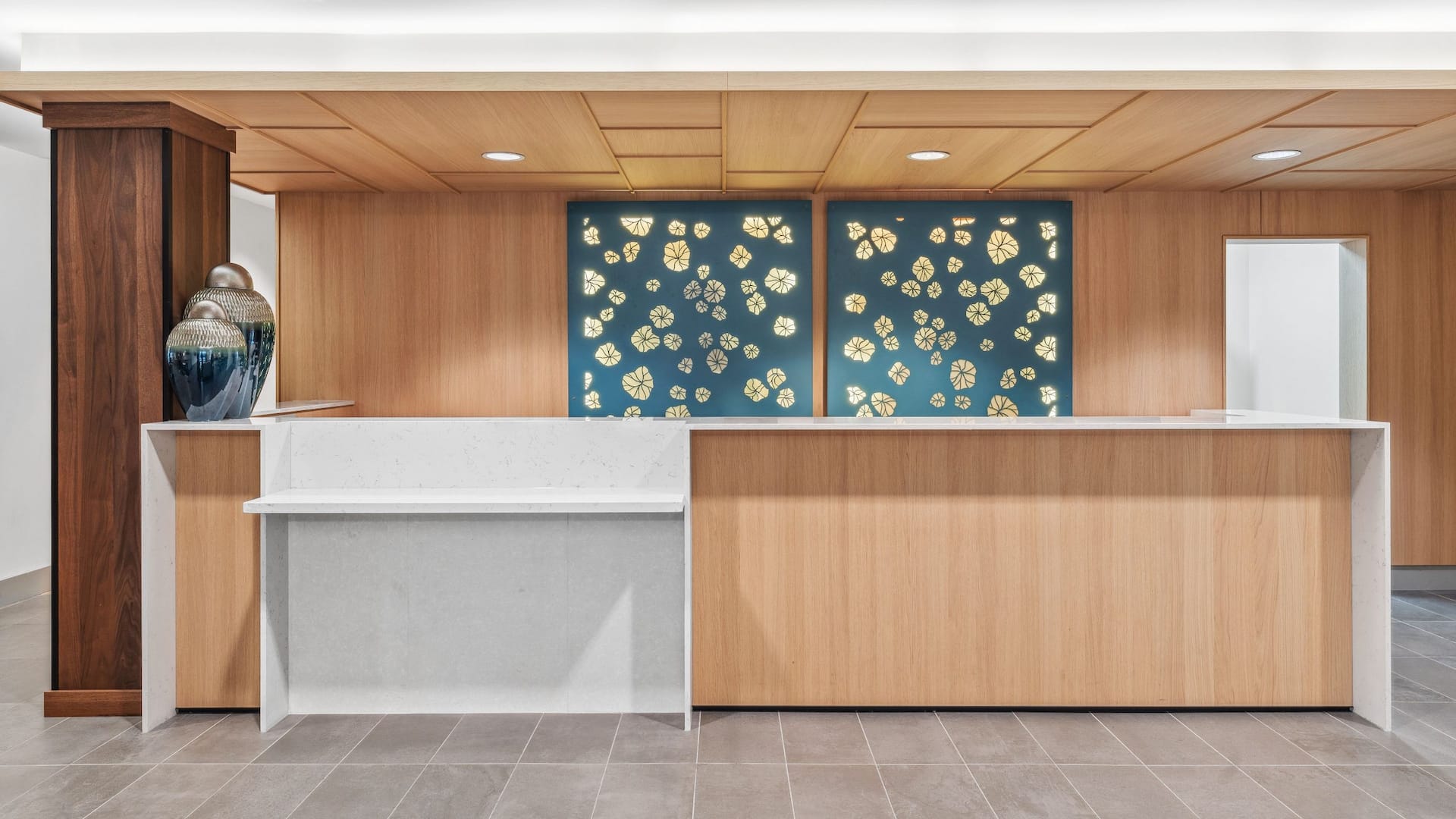 Hyatt House Orlando / International Drive Front Desk