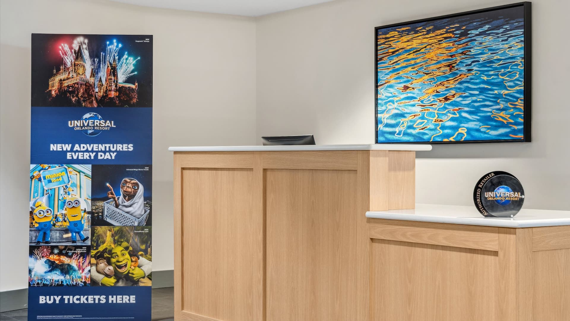 Hyatt House Orlando / International Drive Universal Lobby Close Up