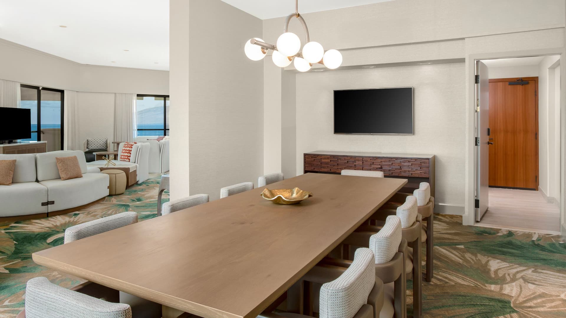 6/9 Hyatt Regency Maui Resort and Spa Presidential Suite Dining Room