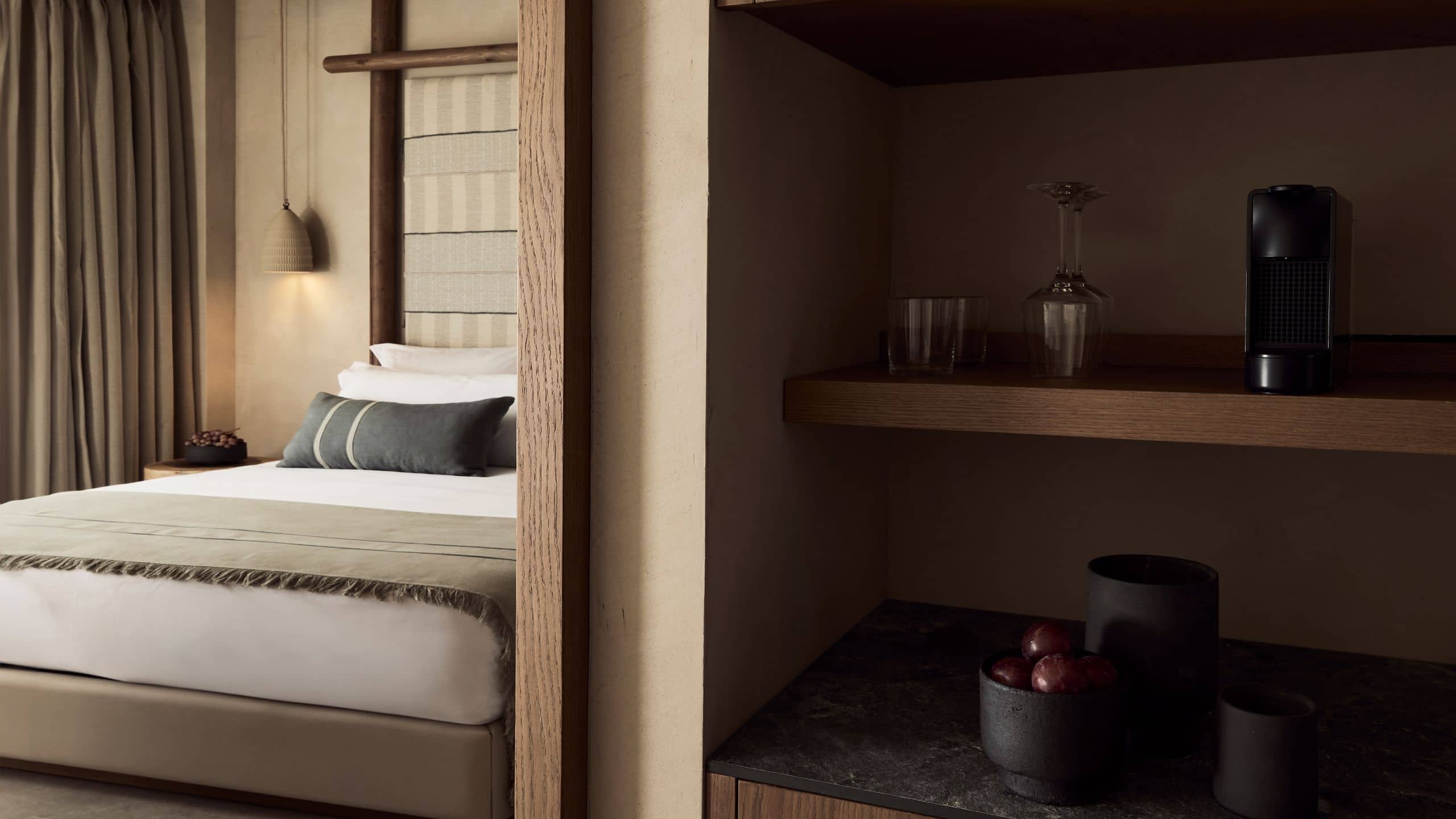3/5 Zelia Halkidiki Signature Suite W Pool Bedroom With Minibar