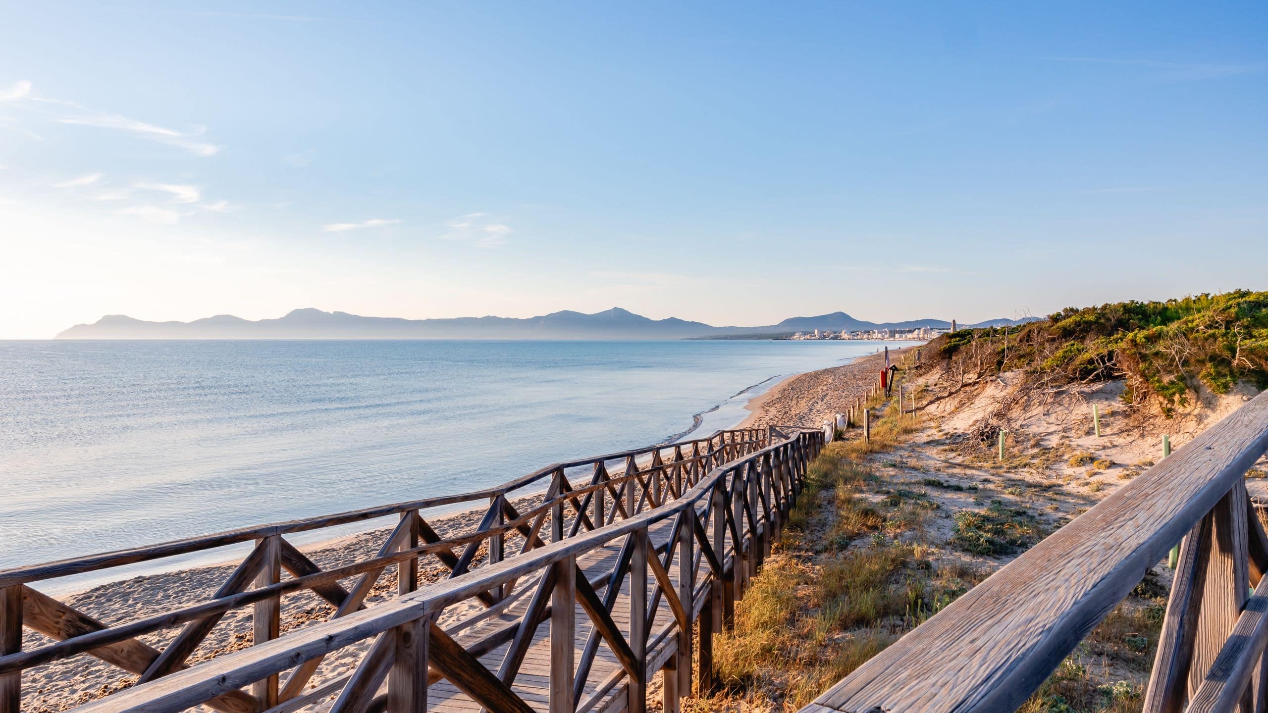 Sarena de Muro Resort Mallorca Wooden Bridge Over The Beach