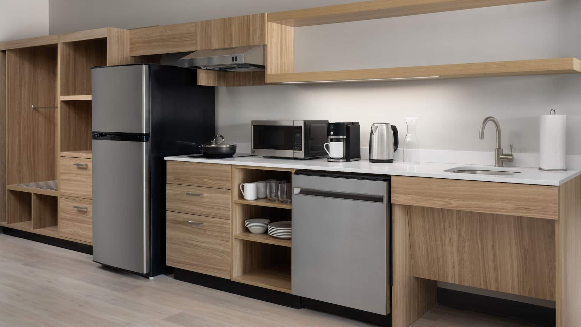 Hyatt Studios Mobile / Tillmans Corner Ada Kitchen Setup