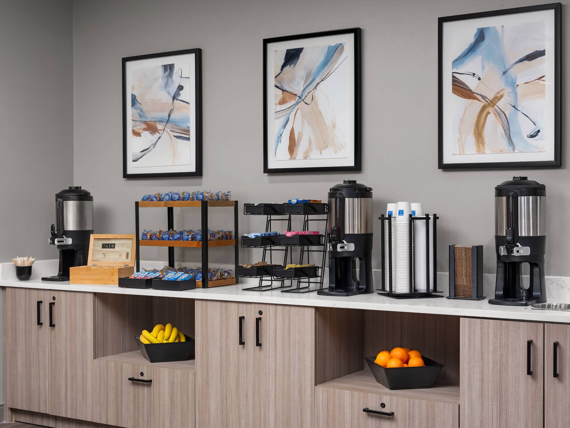 Hyatt Studios Mobile / Tillmans Corner Breakfast Closeup