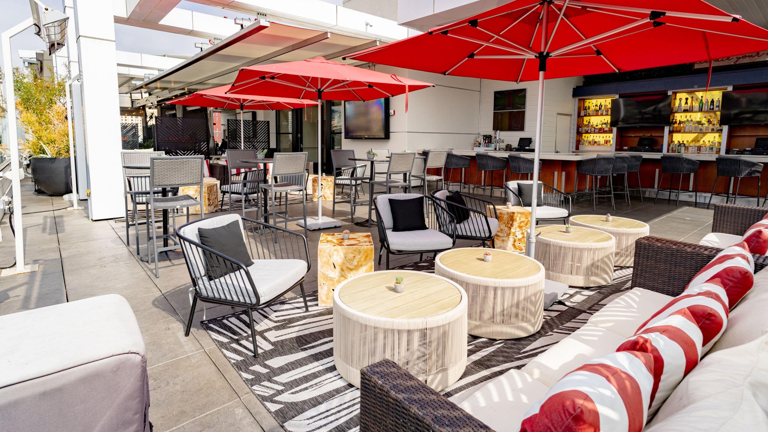 Andaz San Diego Rooftop Bar With Seating For Dining