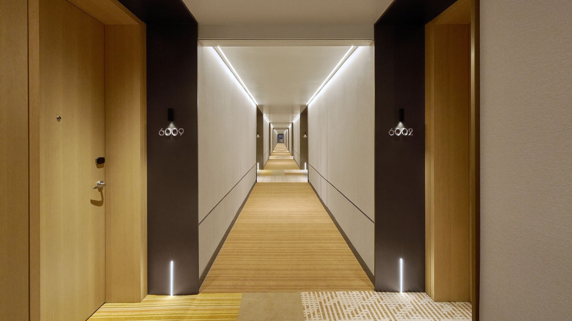 Hyatt Place Shaoxing Keqiao Guestroom Foyer