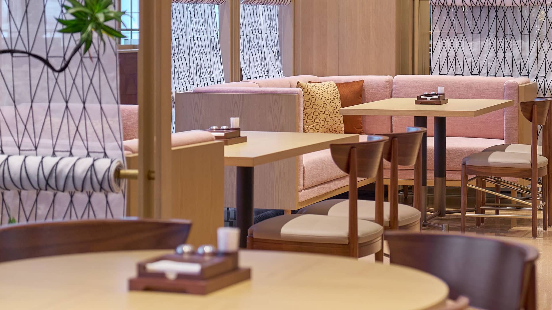 Hyatt Place Shaoxing Keqiao Restaurant Layout