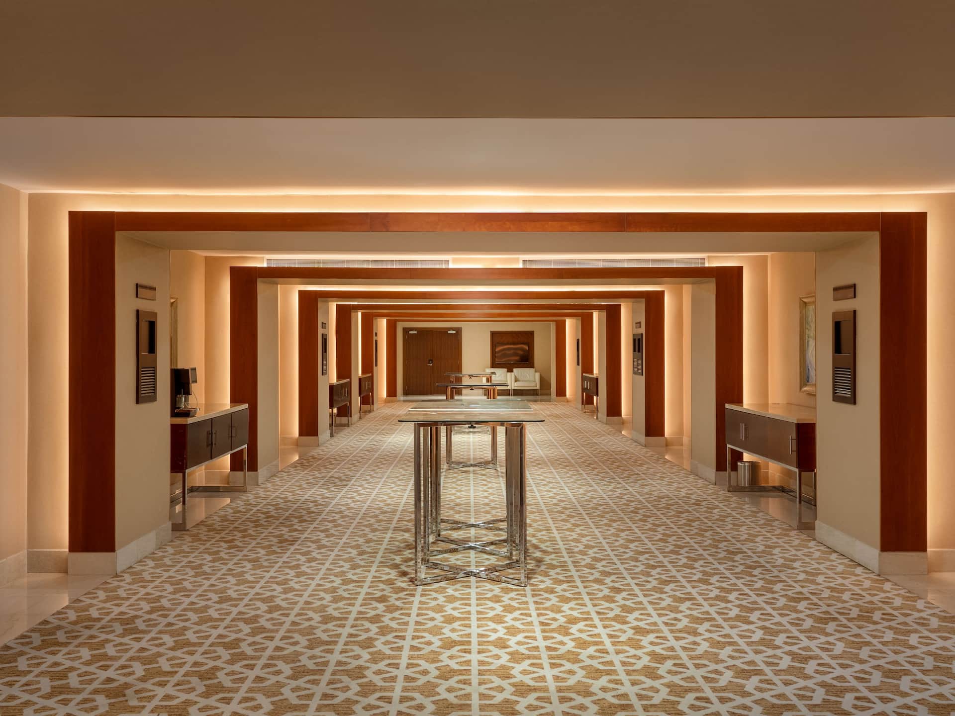 Grand Hyatt Doha Hotel & Villas Foyer Area In Meeting Spaces