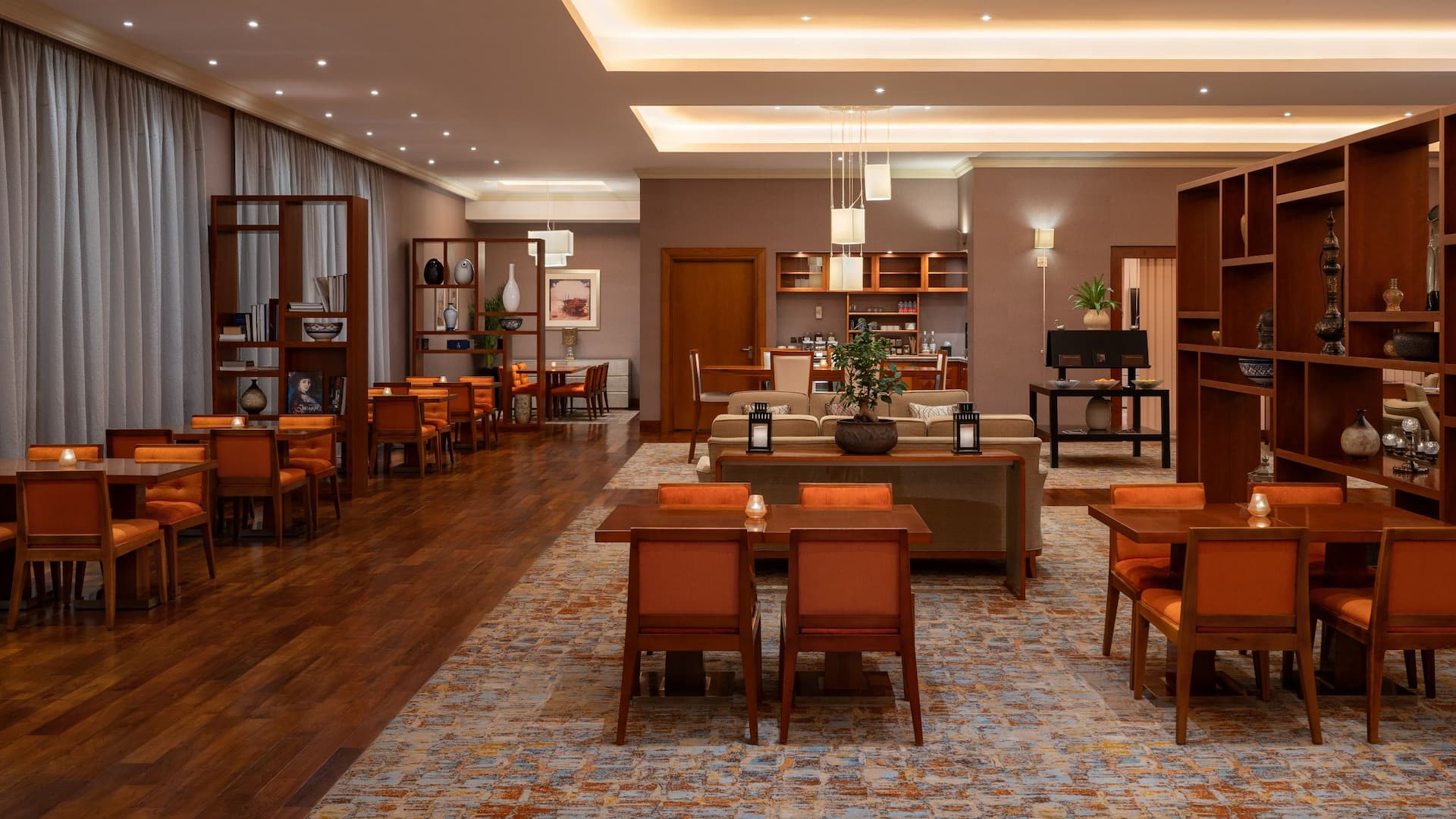 第 3，共 5 Grand Hyatt Doha Hotel & Villas Grand Club Seating Area
