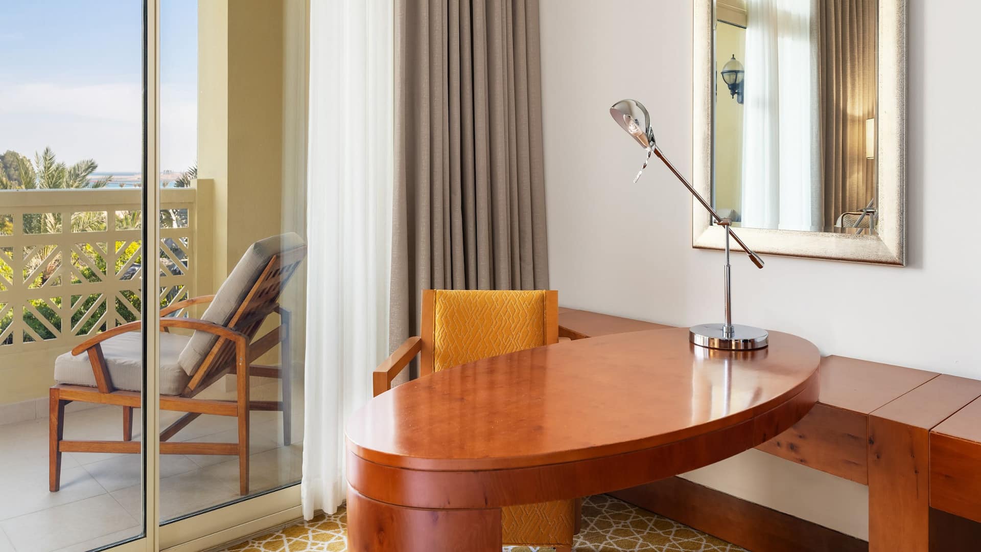 Grand Hyatt Doha Hotel & Villas Office With Balcony View