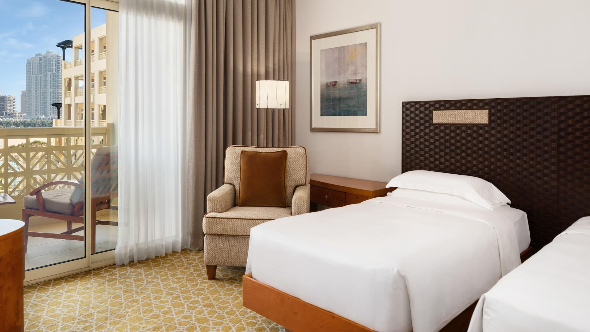 Grand Hyatt Doha Hotel & Villas Standard Twin Bedroom With Rocca Pool View