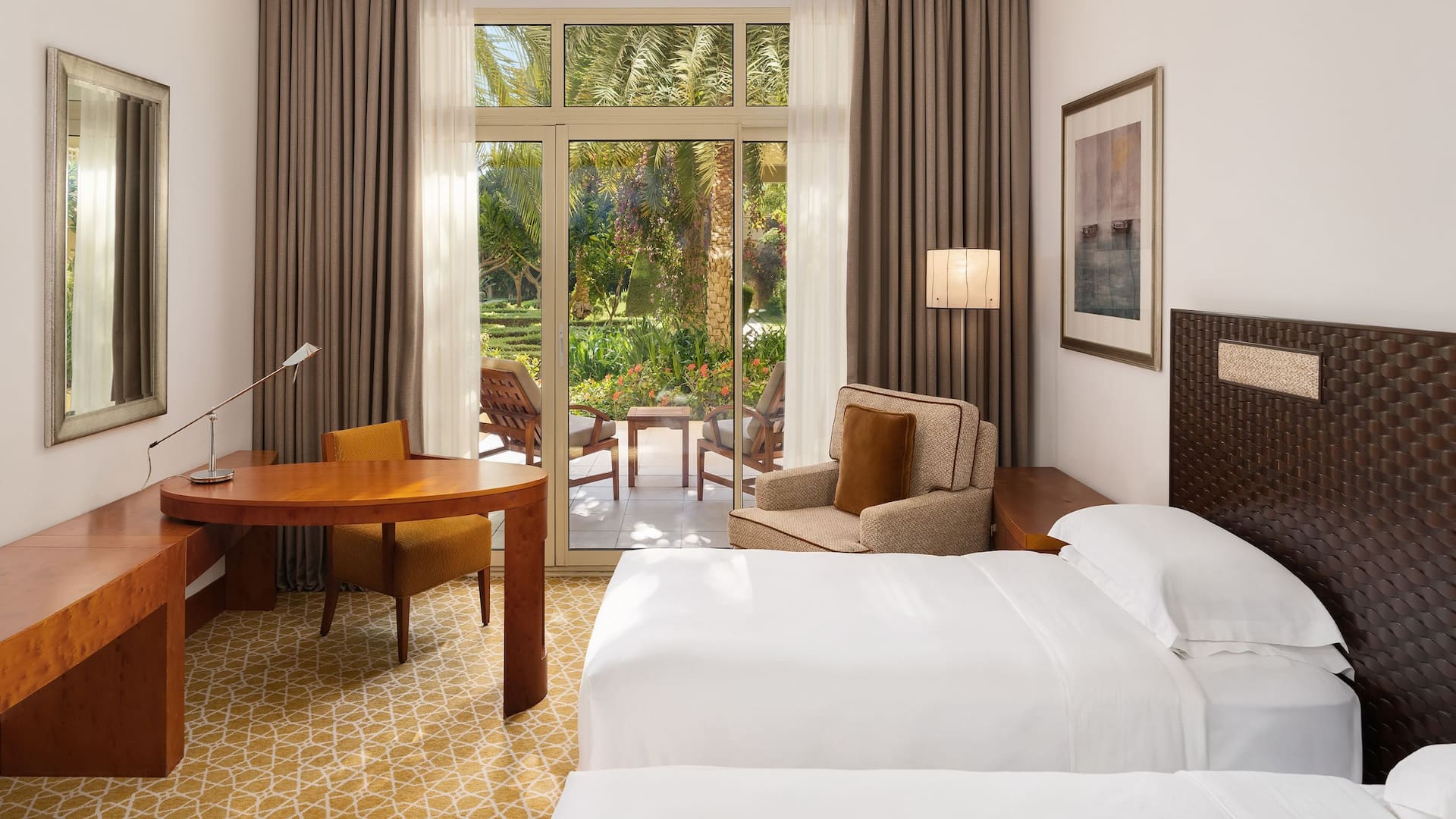 Grand Hyatt Doha Hotel & Villas Twin Room With Terrace View