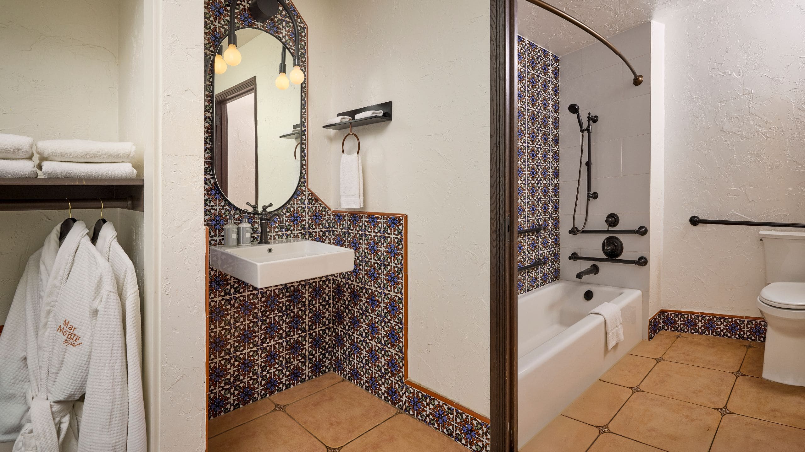 2 of 3 Mar Monte Hotel Accessible Bathroom With Tub