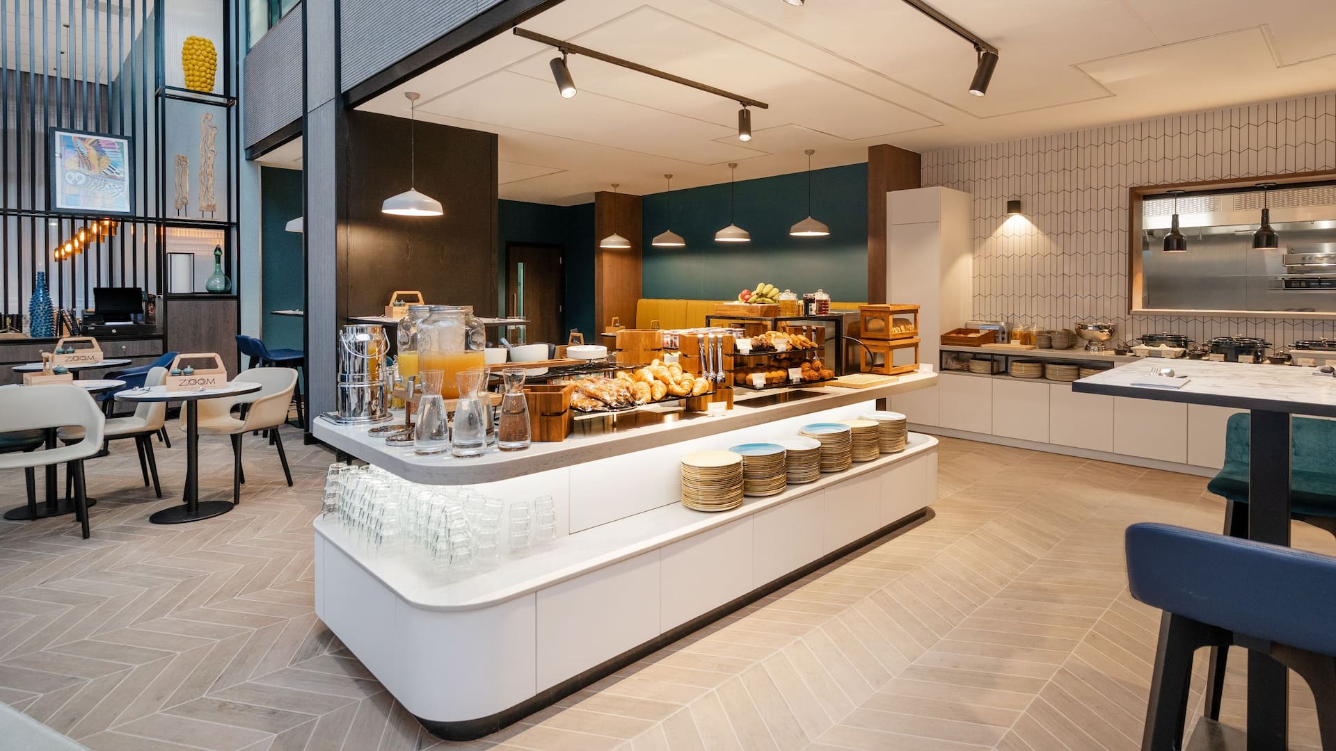 Hyatt Place Leeds Breakfast Bar