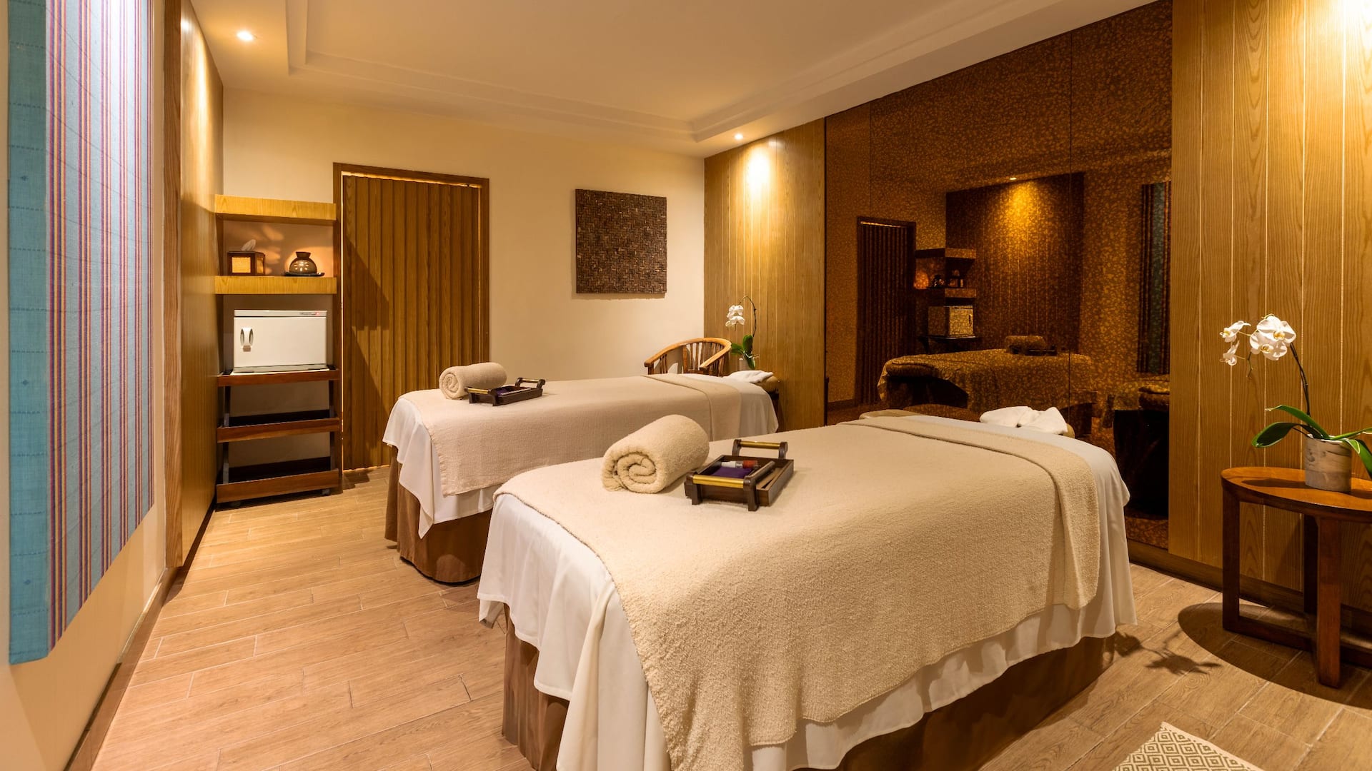 Hyatt Regency Kuantan Resort Treatment Room Couple Edge