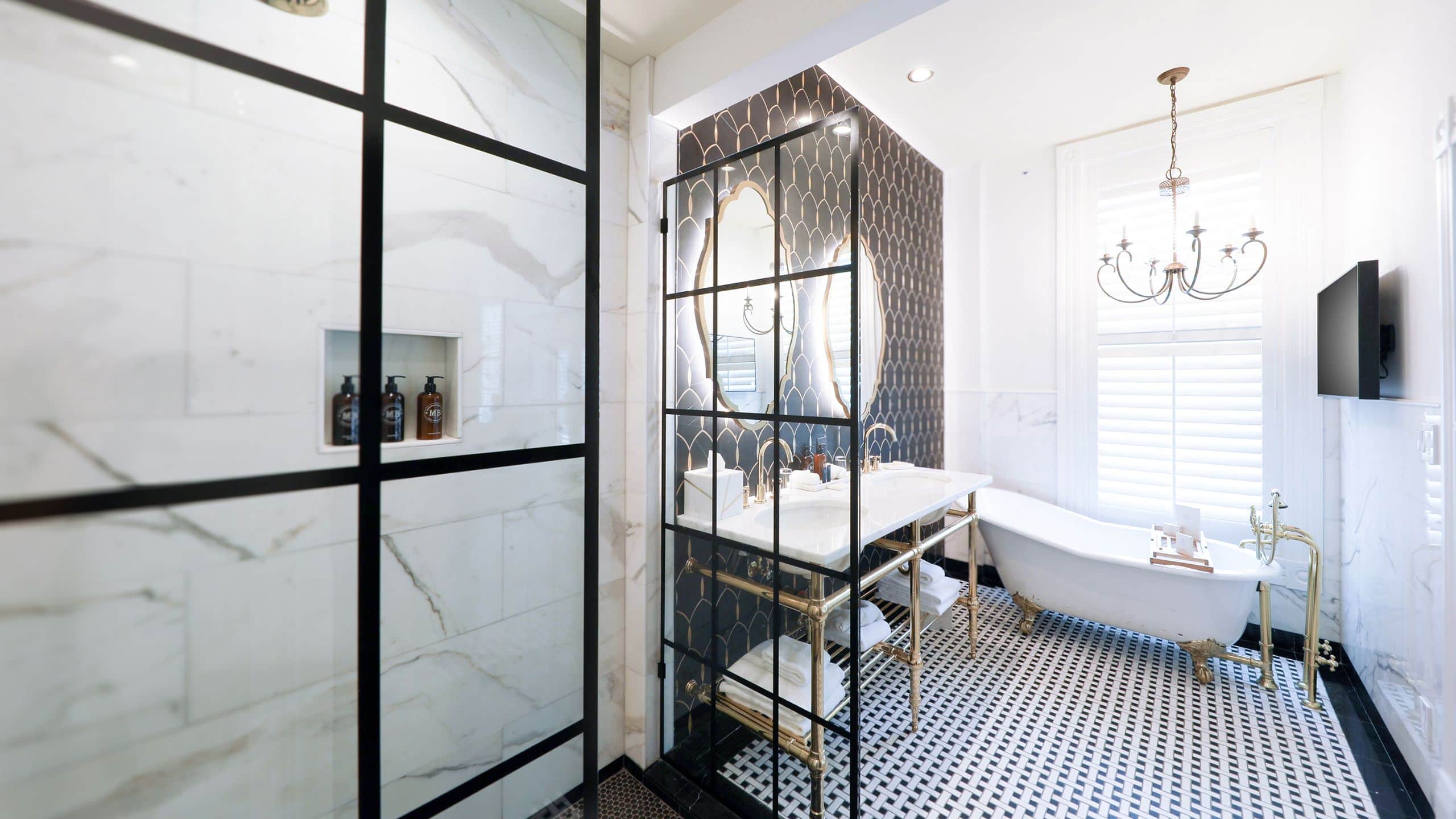 Fairmount Hotel Luxury Suite Bathroom