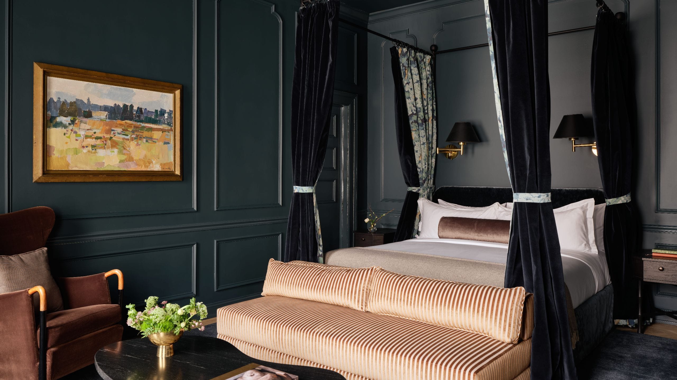 1/12 The Bellevue Hotel Presidential Suite Bedroom