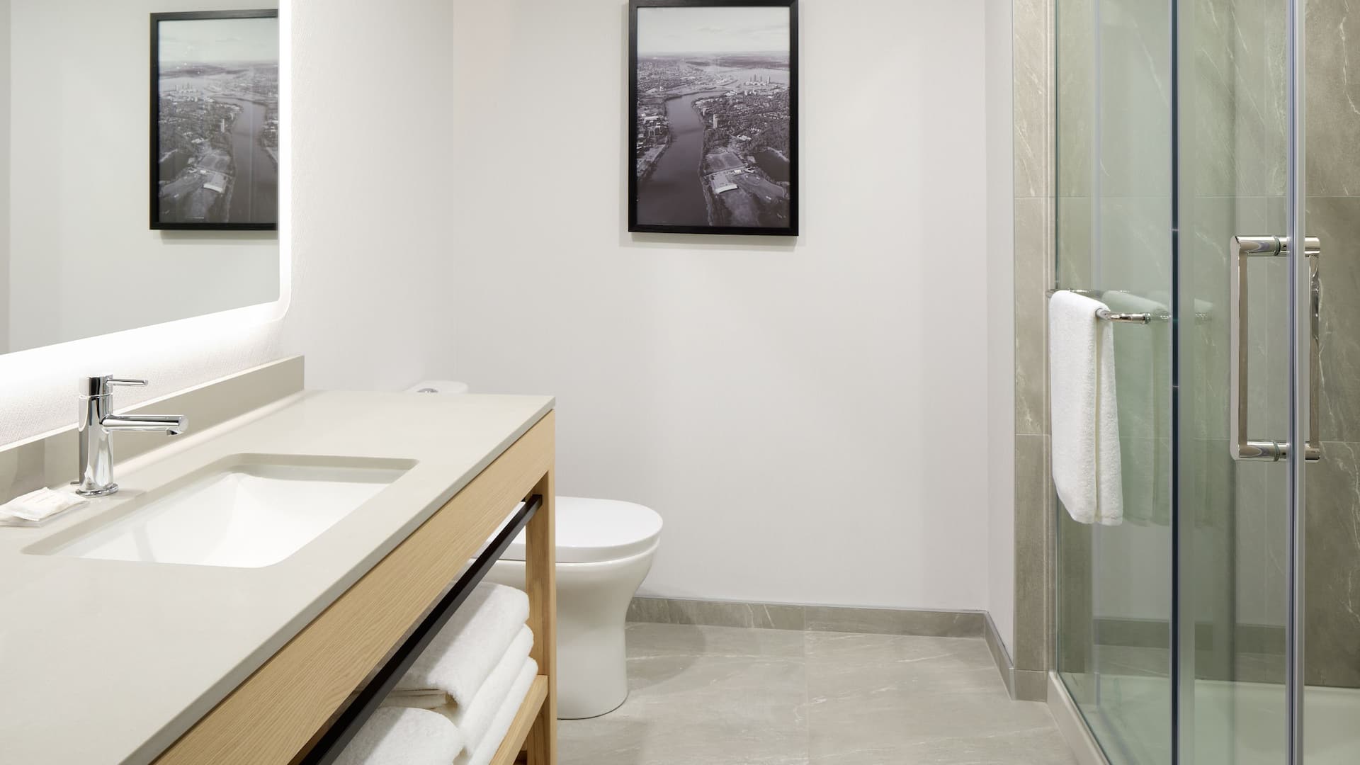 Hyatt Place Montreal Airport Bathroom With Shower