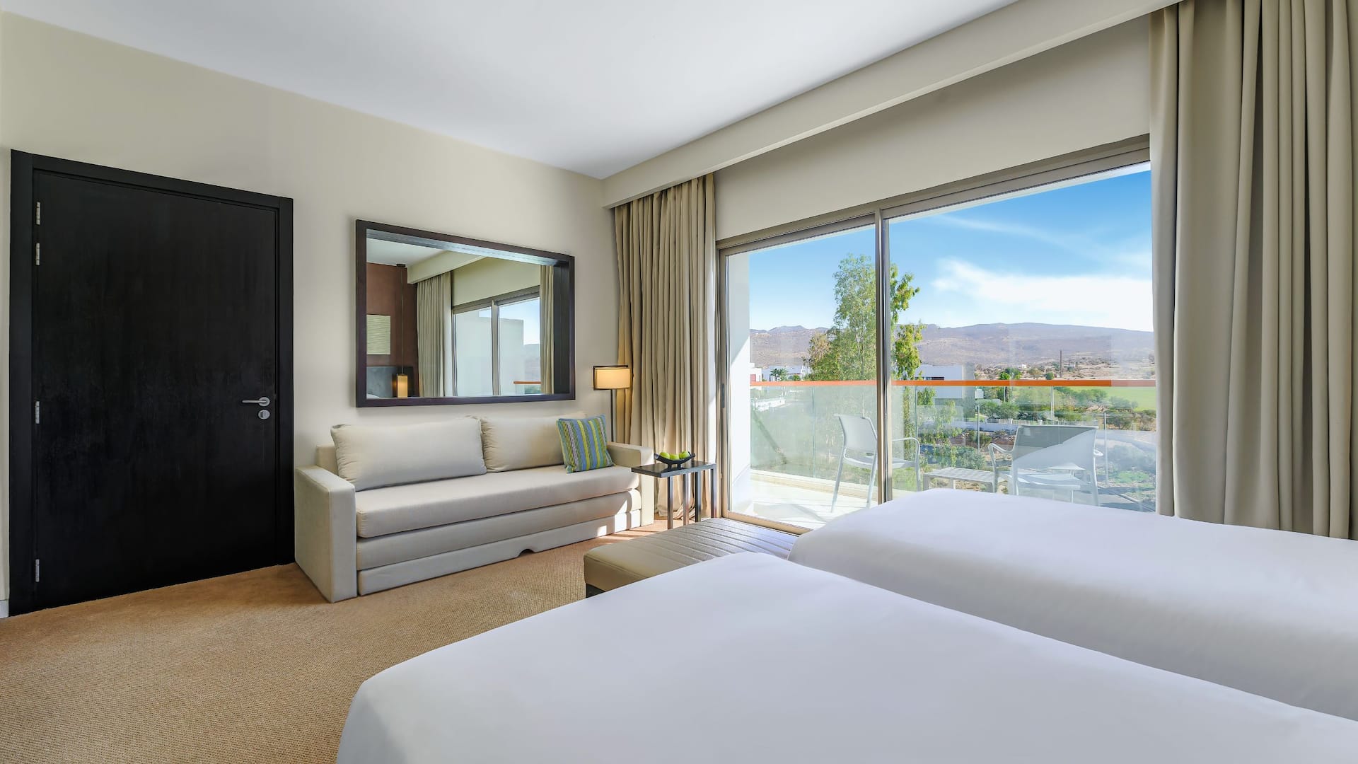 3 de 5 Hyatt Place Taghazout Bay Guest Living Room