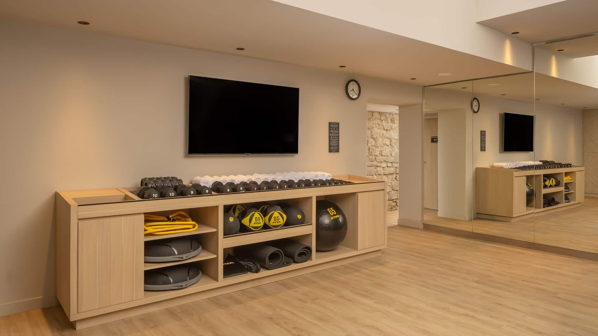 Hyatt Place Rouen Fitness Center