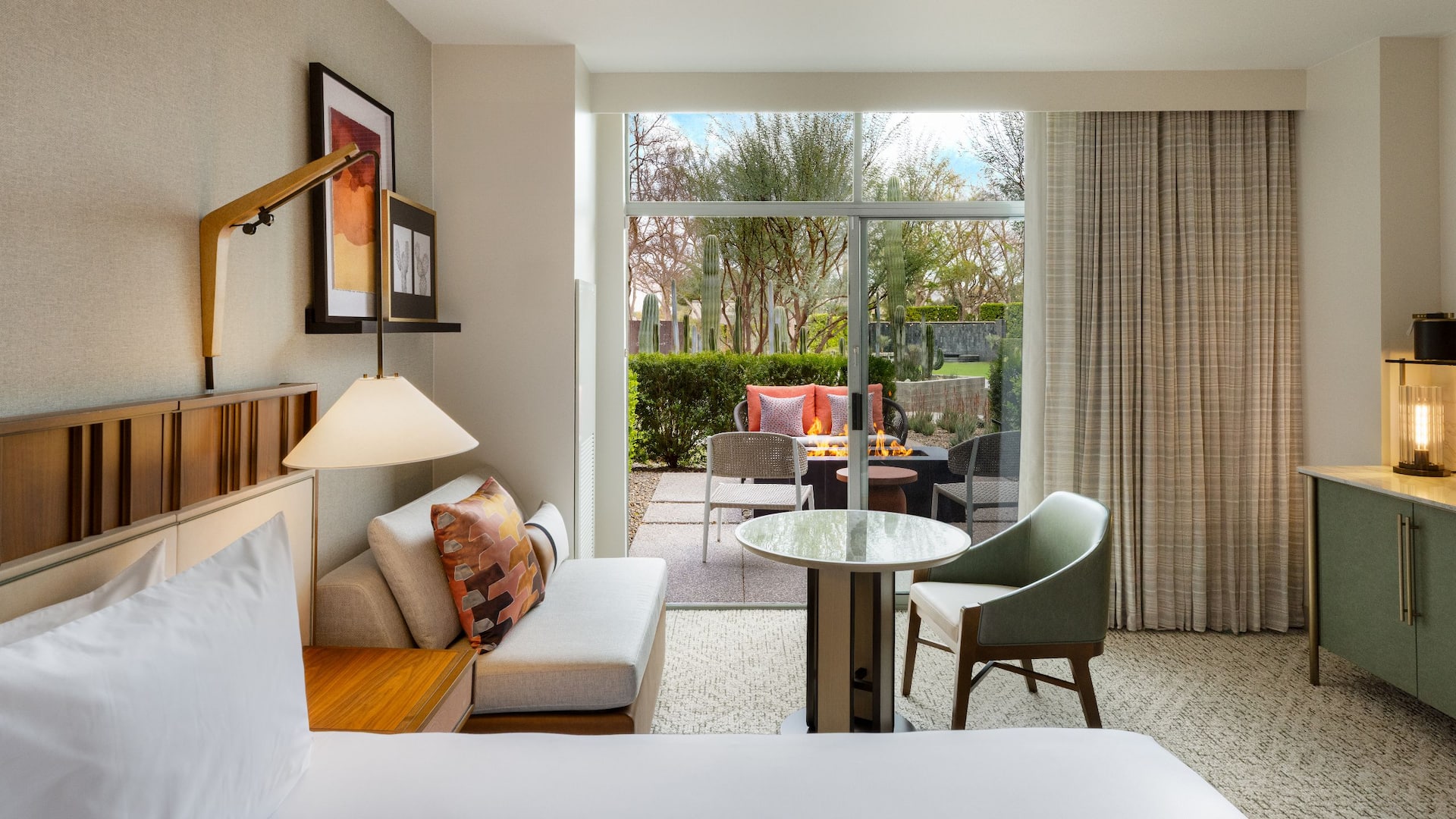 Grand Hyatt Scottsdale Resort Firepit Room