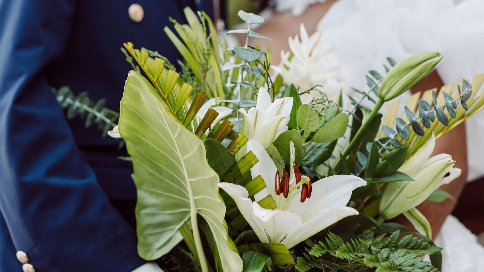 Hyatt Regency Trinidad Bridal Couple With Bouquet