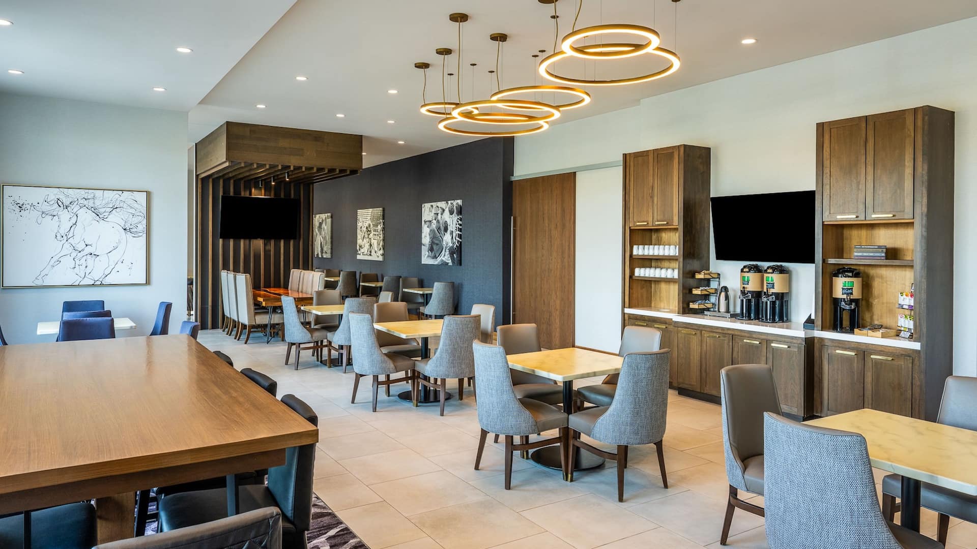 Hyatt Place Fort Worth / TCU The Placery Seating