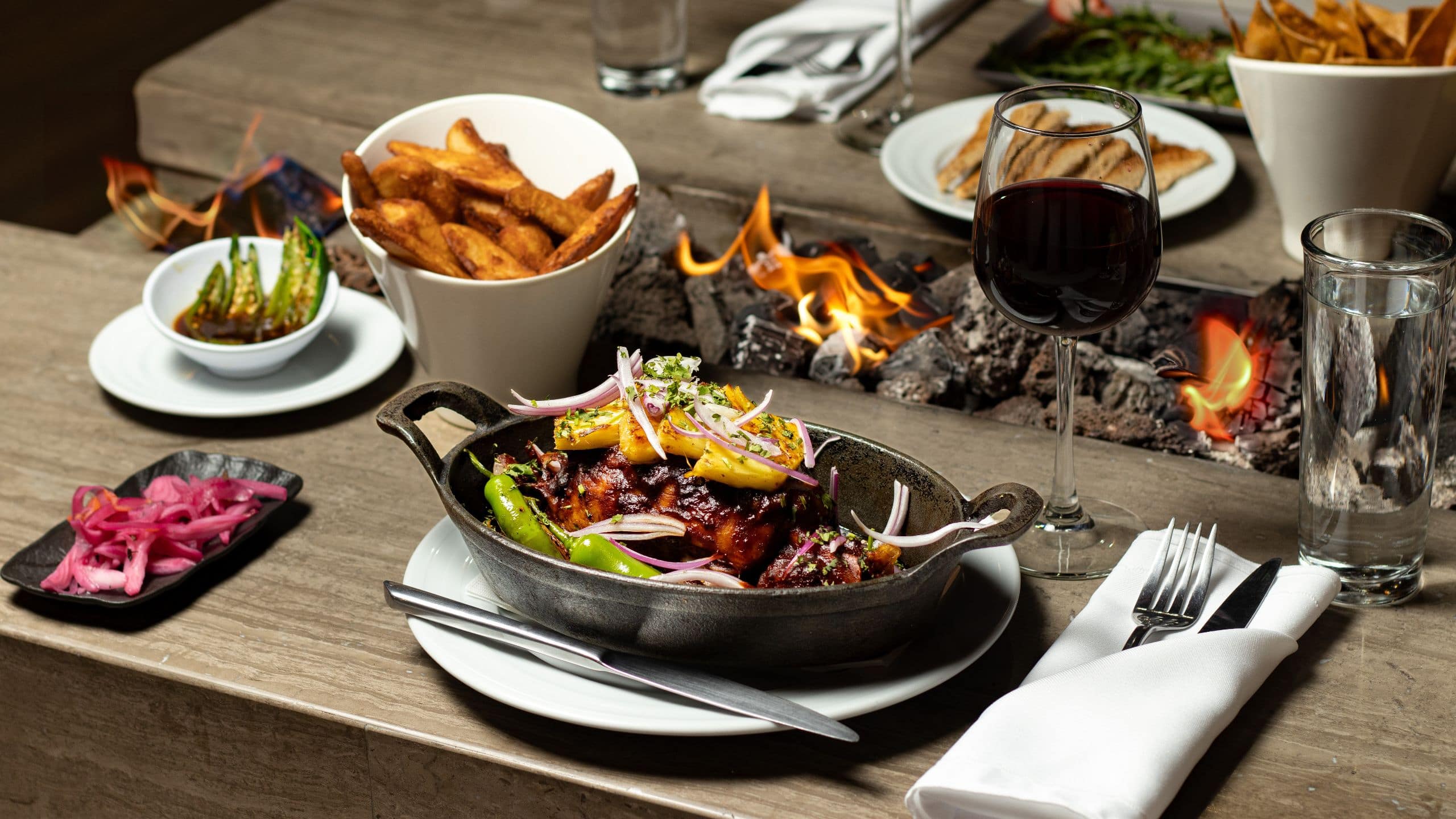 Hyatt Centric Campestre León Cien Tios Table Setup
