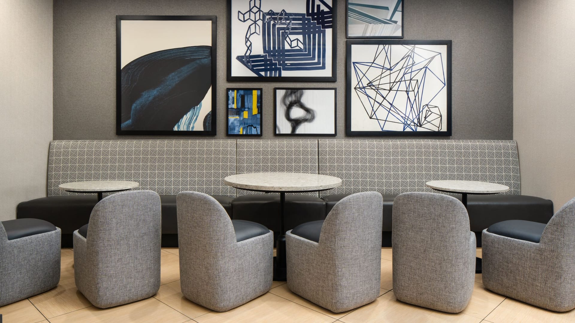 Hyatt Place Richmond/Innsbrook Lobby Seating