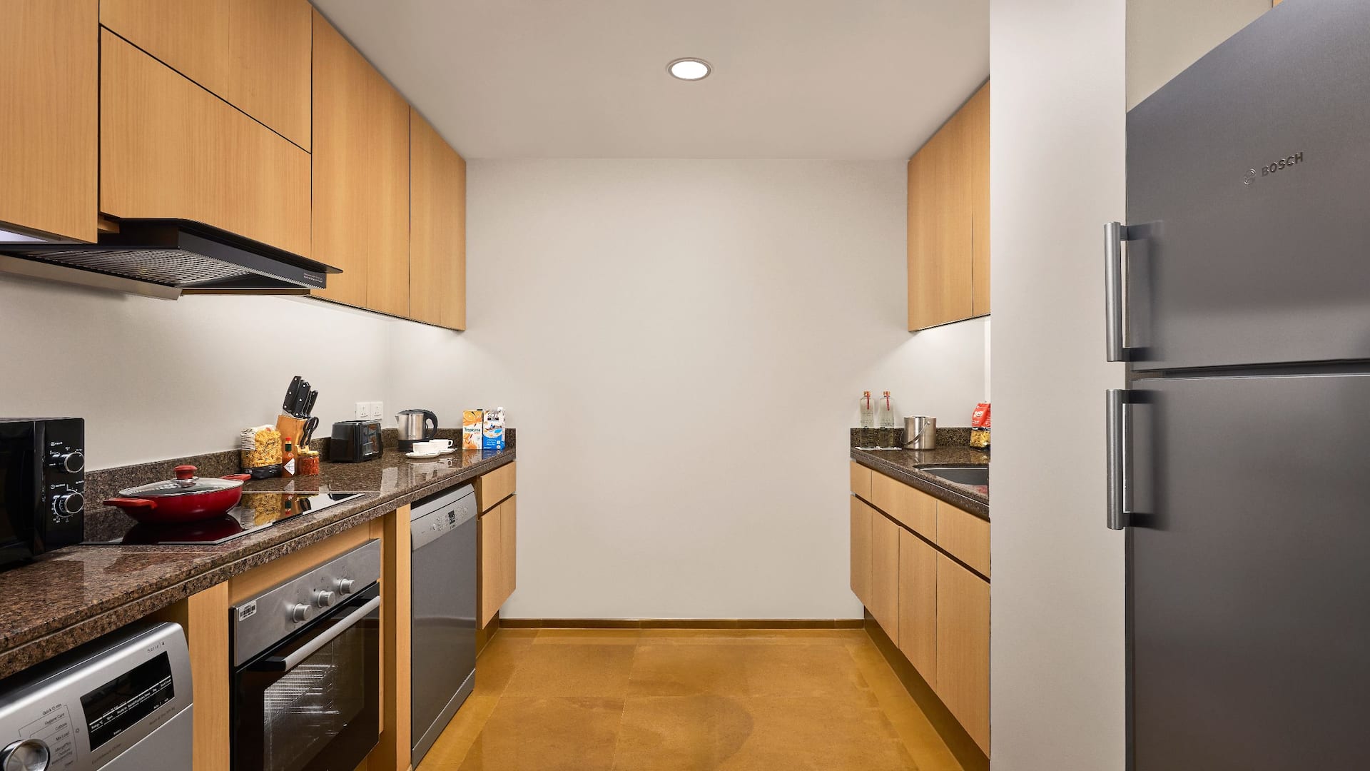 Grand Hyatt Mumbai Hotel & Residences Kitchen Amenity