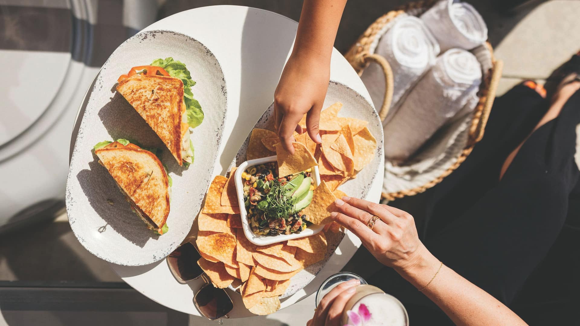 Hyatt Regency Frisco - Dallas Pool Food Overhead Chips Sandwiches