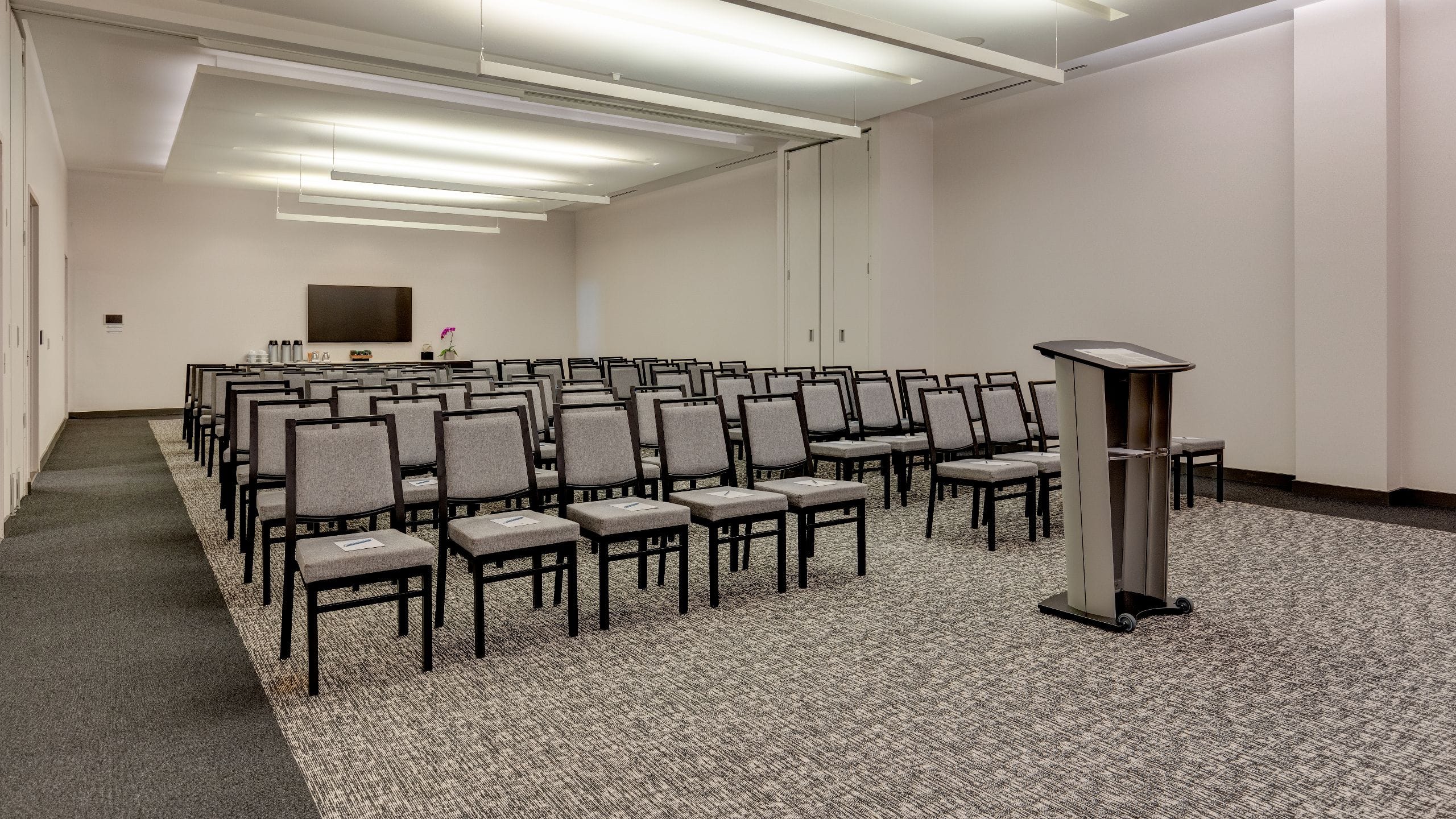 Hotel X Toronto Riverdale Park Meeting Room